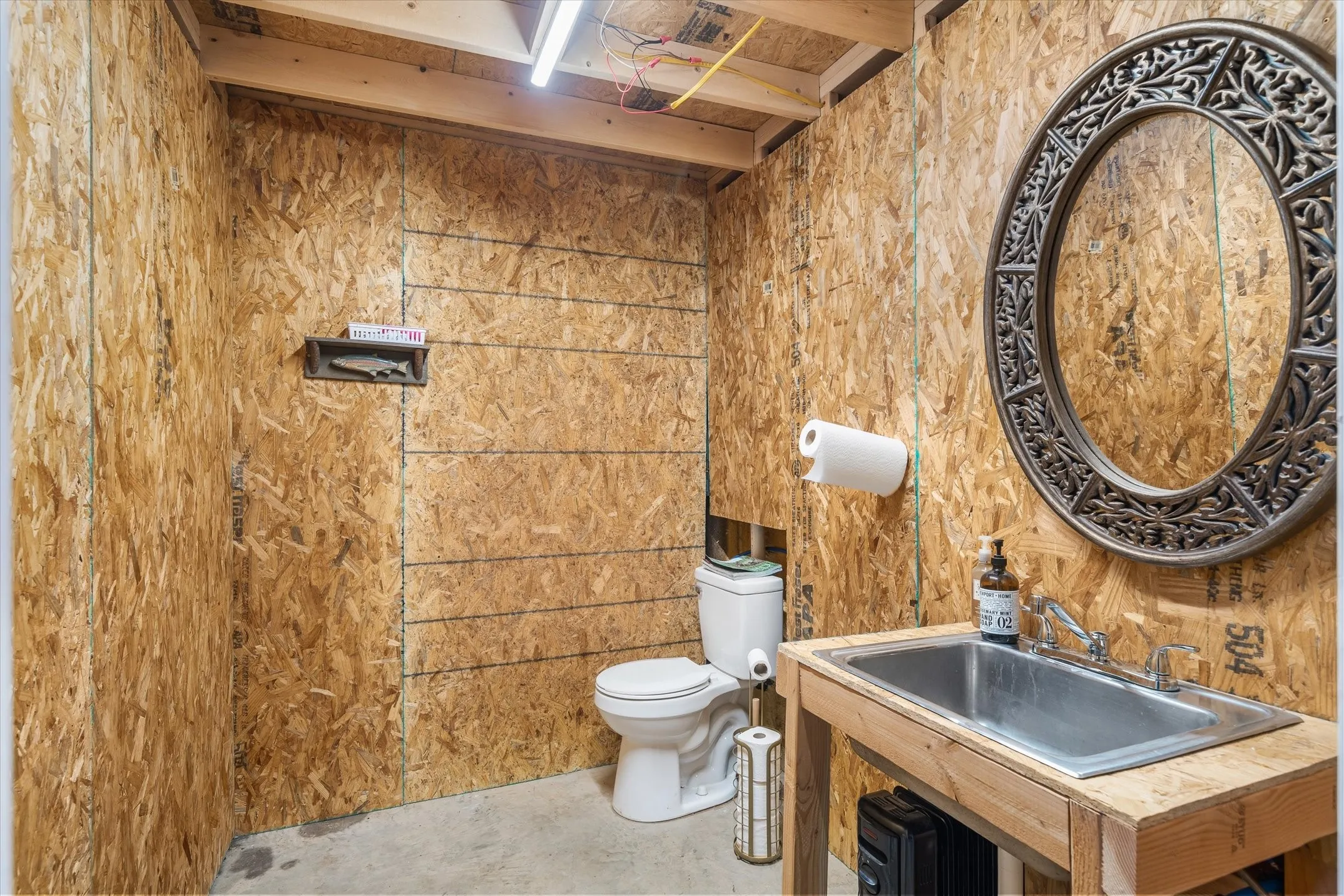 Single Family Residence For Sale in Van Zandt County , 2857 Fm 858, Ben Wheeler, Texas 75754, 2 Bedroom, 2 Bathroom, 4 Garage spaces, 1,450 Sqft, built in 2017, mls#21371093, Real Estate Agent in Ben Wheeler, Homes For Sale in Van Zandt county, Homes For Sale in Ben Wheeler, Realtor in Ben Wheeler Texas, Real Estate Brokerage Independent Realty Texas, Luminita Cordes Realtor