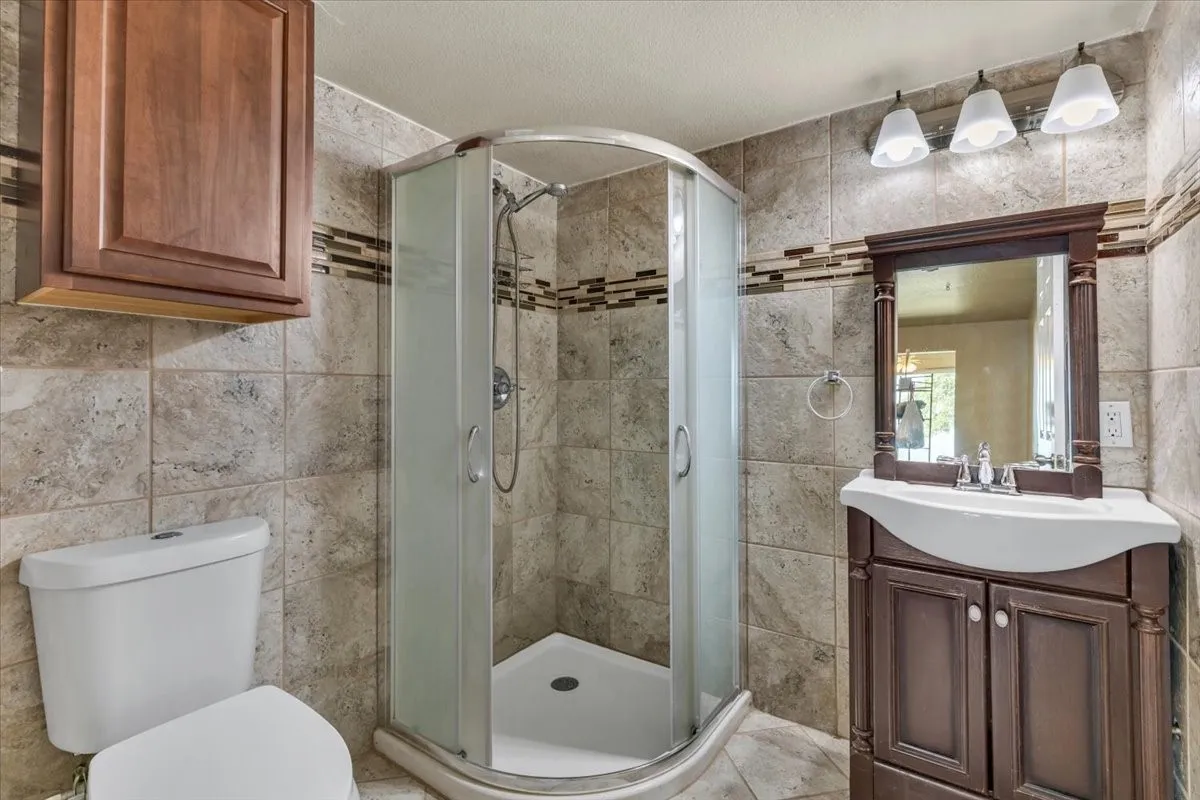 Condominium For Sale in Wise County , 114 Harbor Drive 219, Runaway Bay, Texas 76426, 3 Bedroom, 2 Bathroom, Garage spaces, 1,392 Sqft, built in 2016, mls#21373705, Real Estate Agent in Runaway Bay, Homes For Sale in Wise county, Homes For Sale in Runaway Bay, Realtor in Runaway Bay Texas, Real Estate Brokerage Independent Realty Texas, Luminita Cordes Realtor