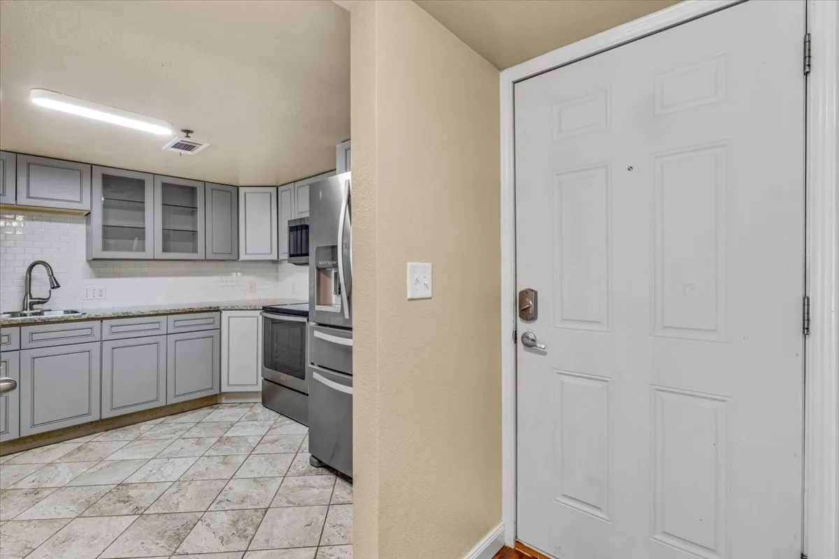 Condominium For Sale in Wise County , 114 Harbor Drive 219, Runaway Bay, Texas 76426, 3 Bedroom, 2 Bathroom, Garage spaces, 1,392 Sqft, built in 2016, mls#21373705, Real Estate Agent in Runaway Bay, Homes For Sale in Wise county, Homes For Sale in Runaway Bay, Realtor in Runaway Bay Texas, Real Estate Brokerage Independent Realty Texas, Luminita Cordes Realtor