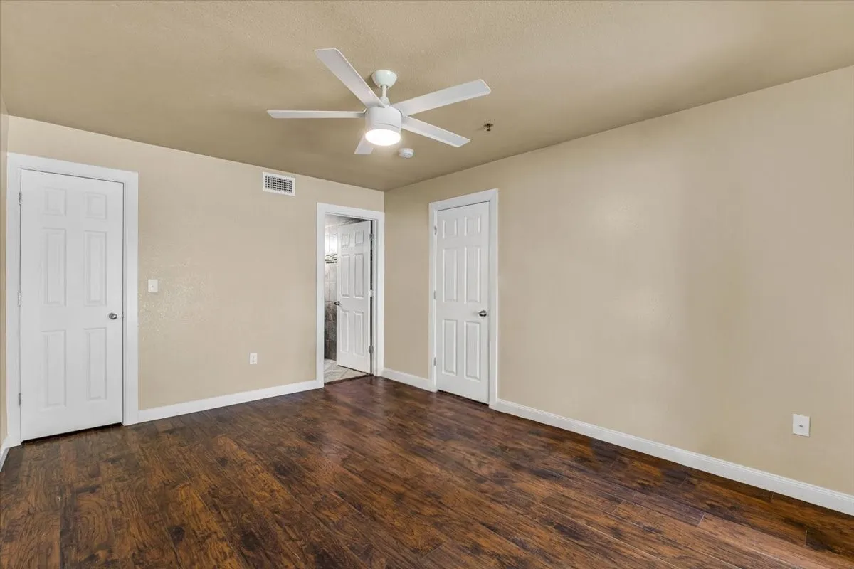 Condominium For Sale in Wise County , 114 Harbor Drive 219, Runaway Bay, Texas 76426, 3 Bedroom, 2 Bathroom, Garage spaces, 1,392 Sqft, built in 2016, mls#21373705, Real Estate Agent in Runaway Bay, Homes For Sale in Wise county, Homes For Sale in Runaway Bay, Realtor in Runaway Bay Texas, Real Estate Brokerage Independent Realty Texas, Luminita Cordes Realtor