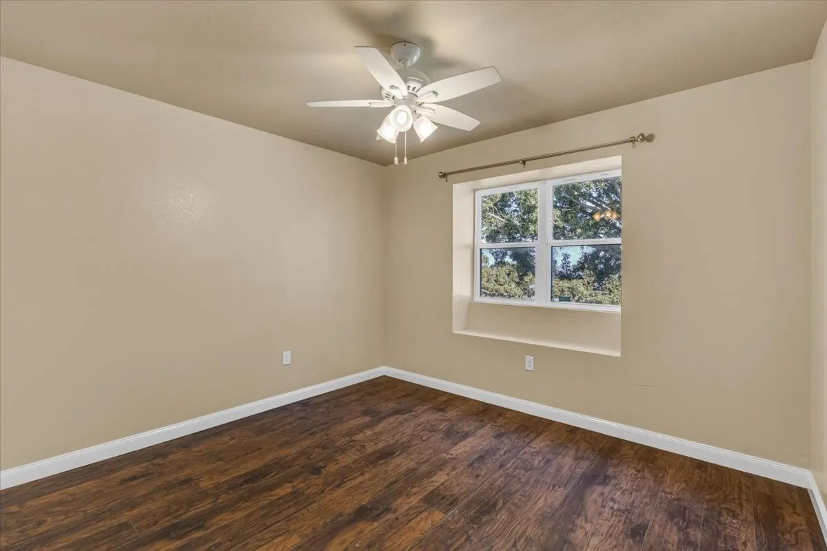 Condominium For Sale in Wise County , 114 Harbor Drive 219, Runaway Bay, Texas 76426, 3 Bedroom, 2 Bathroom, Garage spaces, 1,392 Sqft, built in 2016, mls#21373705, Real Estate Agent in Runaway Bay, Homes For Sale in Wise county, Homes For Sale in Runaway Bay, Realtor in Runaway Bay Texas, Real Estate Brokerage Independent Realty Texas, Luminita Cordes Realtor