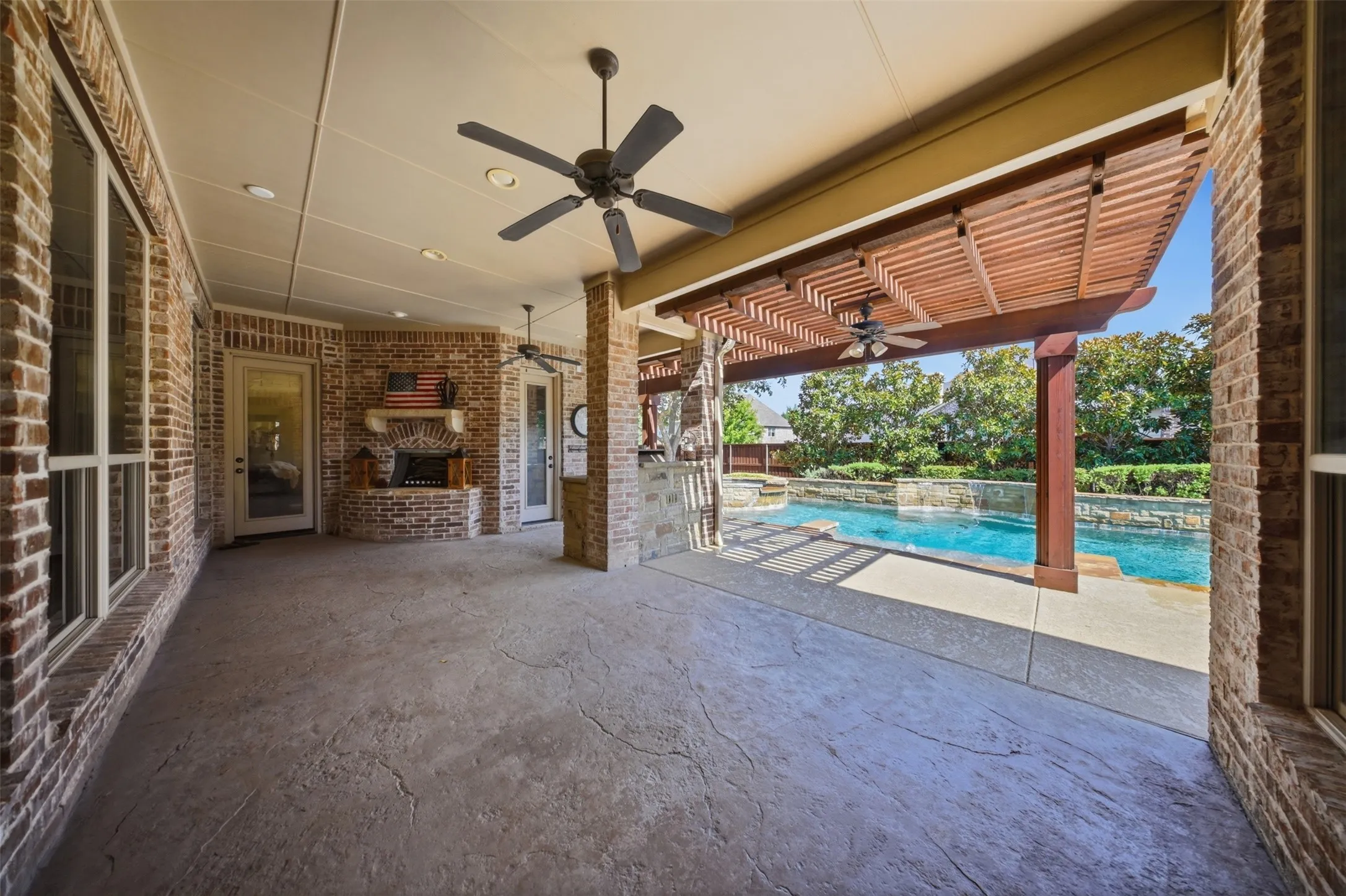 Single Family Residence For Sale in Collin County , 4081 Chimney Rock Drive, Prosper, Texas 75078, 5 Bedroom, 7 Bathroom, 3 Garage spaces, 4,785 Sqft, built in 2008, mls#21373658, Real Estate Agent in Prosper, Homes For Sale in Collin county, Homes For Sale in Prosper, Realtor in Prosper Texas, Real Estate Brokerage Independent Realty Texas, Luminita Cordes Realtor