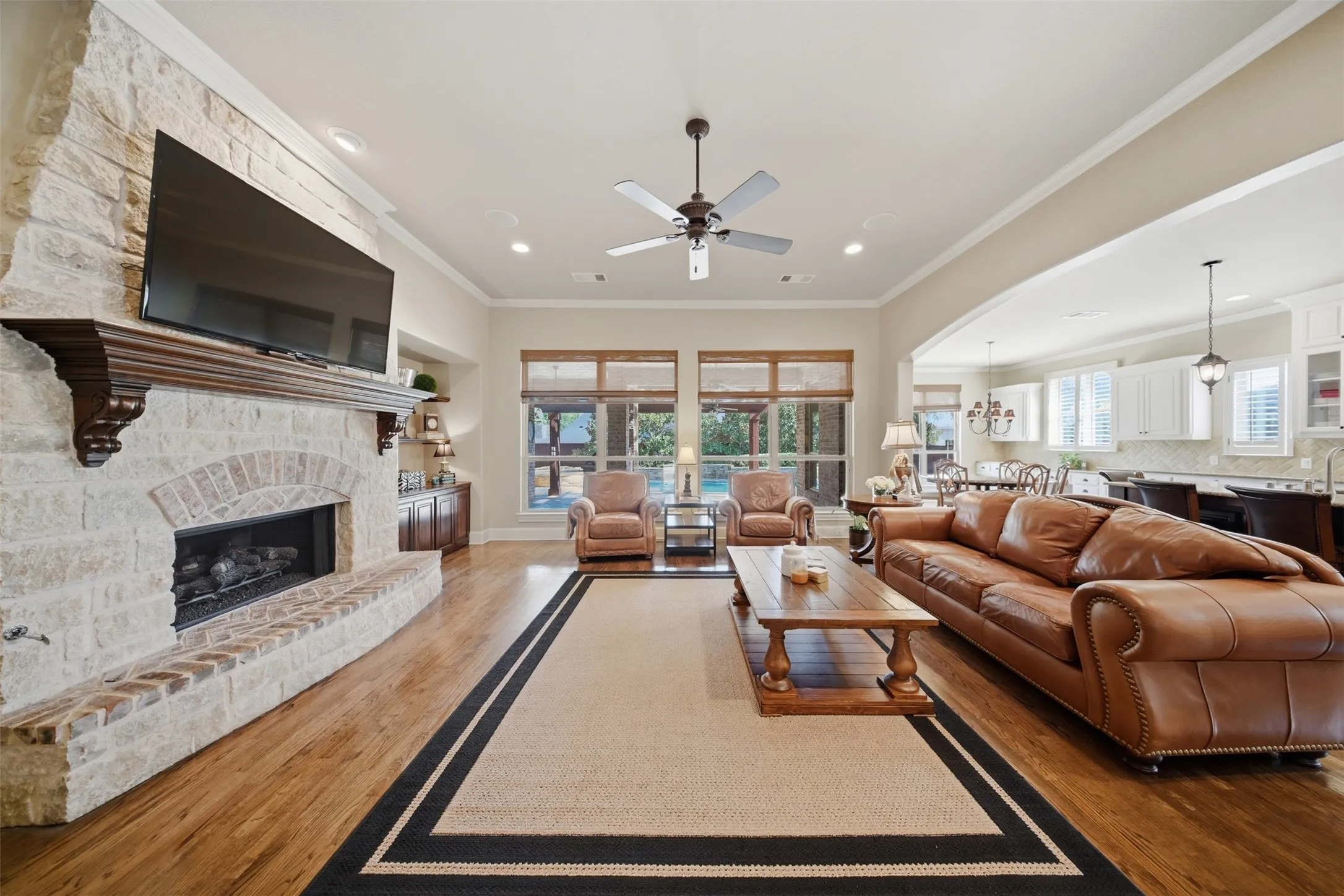 Single Family Residence For Sale in Collin County , 4081 Chimney Rock Drive, Prosper, Texas 75078, 5 Bedroom, 7 Bathroom, 3 Garage spaces, 4,785 Sqft, built in 2008, mls#21373658, Real Estate Agent in Prosper, Homes For Sale in Collin county, Homes For Sale in Prosper, Realtor in Prosper Texas, Real Estate Brokerage Independent Realty Texas, Luminita Cordes Realtor