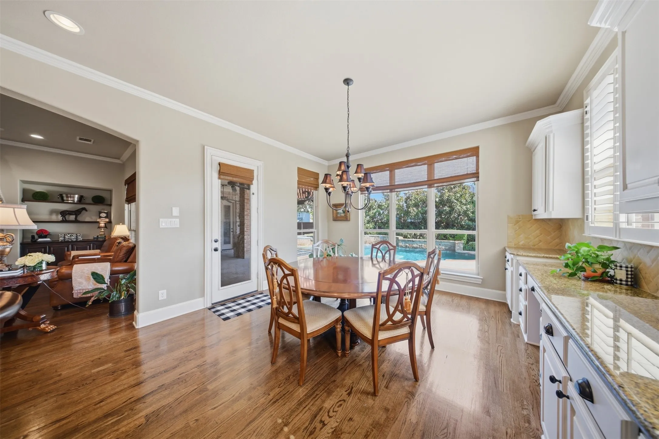 Single Family Residence For Sale in Collin County , 4081 Chimney Rock Drive, Prosper, Texas 75078, 5 Bedroom, 7 Bathroom, 3 Garage spaces, 4,785 Sqft, built in 2008, mls#21373658, Real Estate Agent in Prosper, Homes For Sale in Collin county, Homes For Sale in Prosper, Realtor in Prosper Texas, Real Estate Brokerage Independent Realty Texas, Luminita Cordes Realtor