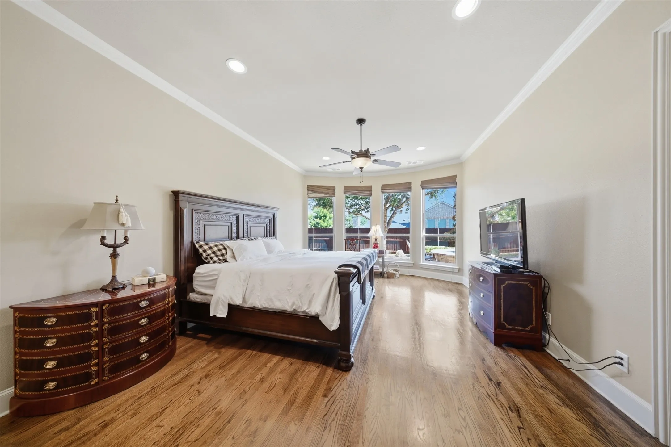 Single Family Residence For Sale in Collin County , 4081 Chimney Rock Drive, Prosper, Texas 75078, 5 Bedroom, 7 Bathroom, 3 Garage spaces, 4,785 Sqft, built in 2008, mls#21373658, Real Estate Agent in Prosper, Homes For Sale in Collin county, Homes For Sale in Prosper, Realtor in Prosper Texas, Real Estate Brokerage Independent Realty Texas, Luminita Cordes Realtor