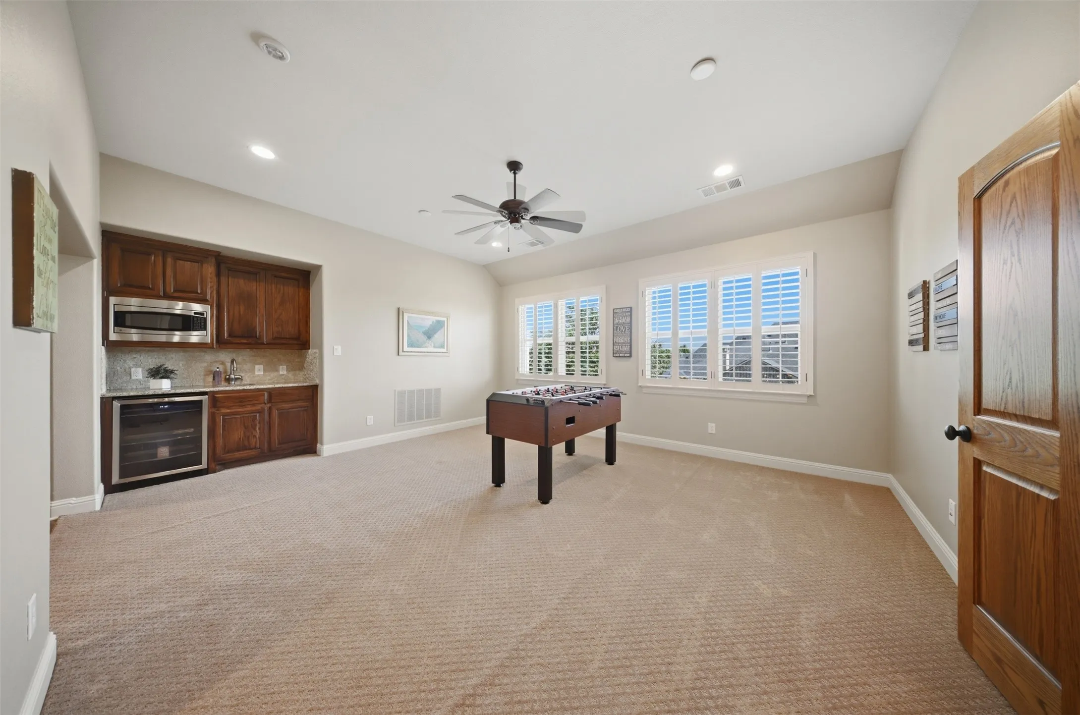 Single Family Residence For Sale in Collin County , 4081 Chimney Rock Drive, Prosper, Texas 75078, 5 Bedroom, 7 Bathroom, 3 Garage spaces, 4,785 Sqft, built in 2008, mls#21373658, Real Estate Agent in Prosper, Homes For Sale in Collin county, Homes For Sale in Prosper, Realtor in Prosper Texas, Real Estate Brokerage Independent Realty Texas, Luminita Cordes Realtor