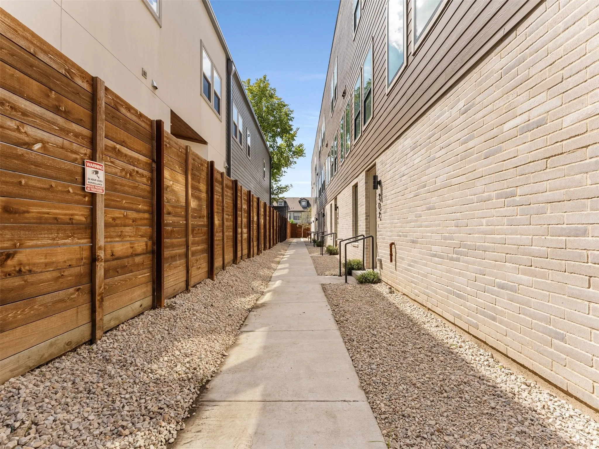 Condominium For Rent in Dallas County , 2015 N Prairie Avenue 203, Dallas, Texas 75204, 2 Bedroom, 3 Bathroom, 2 Garage spaces, 1,403 Sqft, built in 2026, mls#21361922, Real Estate Agent in Dallas, Homes For Rent in Dallas county, Homes For Rent in Dallas, Realtor in Dallas Texas, Real Estate Brokerage Independent Realty Texas, Luminita Cordes Realtor