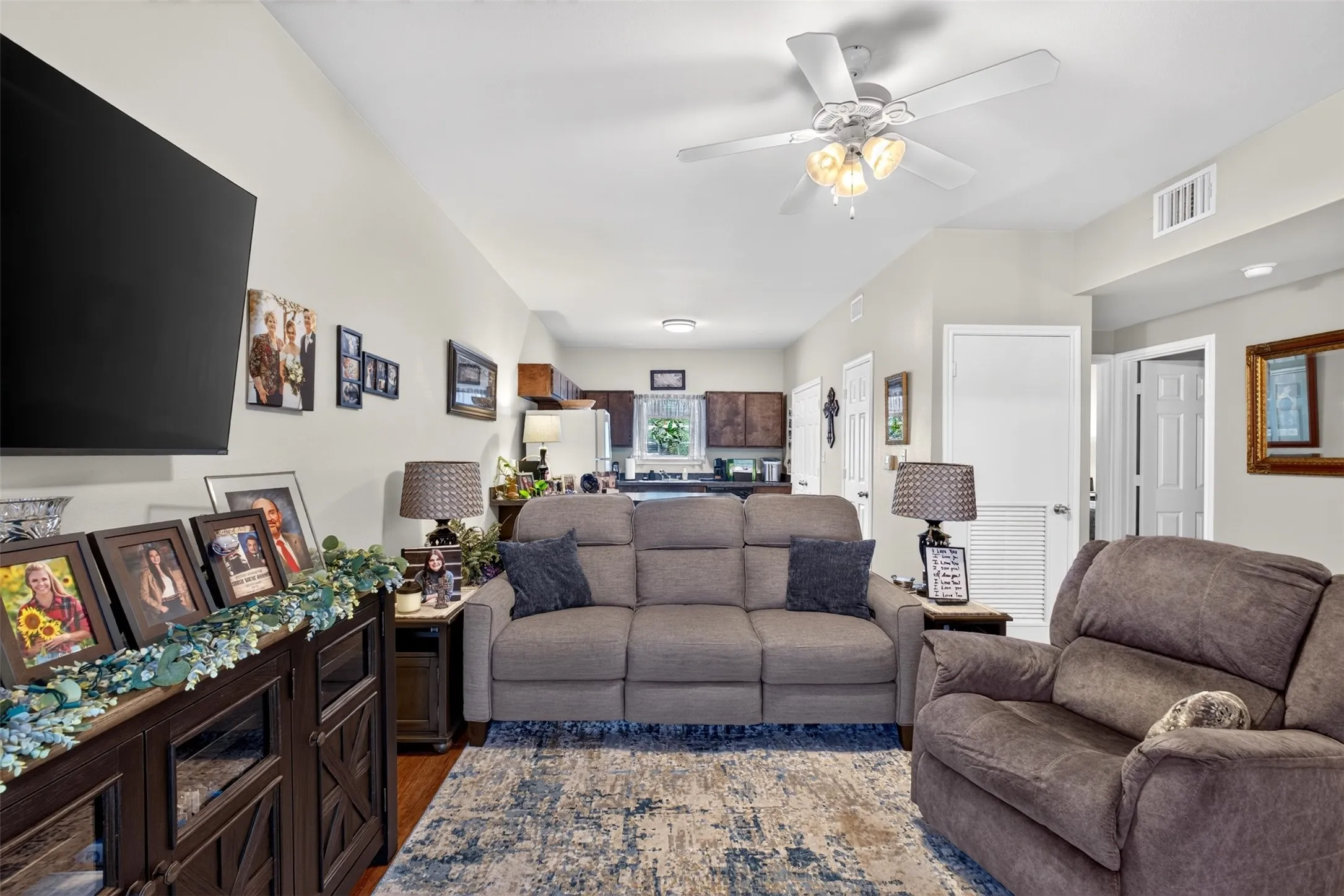 Apartment For Sale in Shelby County , 403 Nacogdoches Street, Center, Texas 75935, 32 Bedroom, 32 Bathroom, Garage spaces, 0 Sqft, built in 2010, mls#21373678, Real Estate Agent in Center, Homes For Sale in Shelby county, Homes For Sale in Center, Realtor in Center Texas, Real Estate Brokerage Independent Realty Texas, Luminita Cordes Realtor