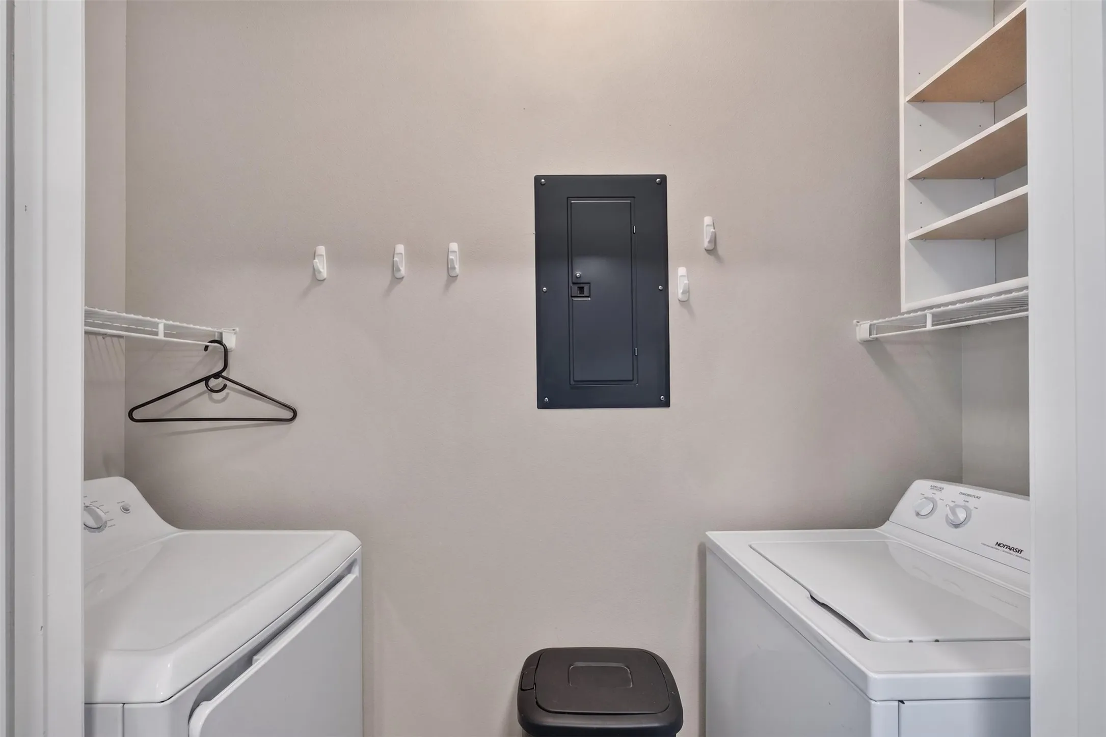 Apartment For Sale in Shelby County , 403 Nacogdoches Street, Center, Texas 75935, 32 Bedroom, 32 Bathroom, Garage spaces, 0 Sqft, built in 2010, mls#21373678, Real Estate Agent in Center, Homes For Sale in Shelby county, Homes For Sale in Center, Realtor in Center Texas, Real Estate Brokerage Independent Realty Texas, Luminita Cordes Realtor