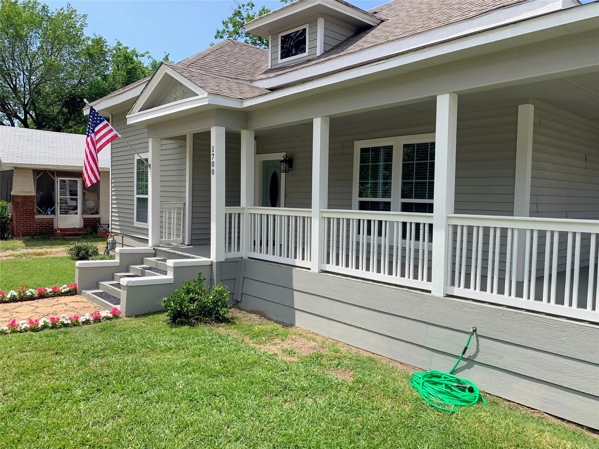 Single Family Residence For Rent in Hunt County , 1700 Oneal Street, Greenville, Texas 75401, 3 Bedroom, 2 Bathroom, Garage spaces, 1,754 Sqft, built in 1910, mls#21373233, Real Estate Agent in Greenville, Homes For Rent in Hunt county, Homes For Rent in Greenville, Realtor in Greenville Texas, Real Estate Brokerage Independent Realty Texas, Luminita Cordes Realtor