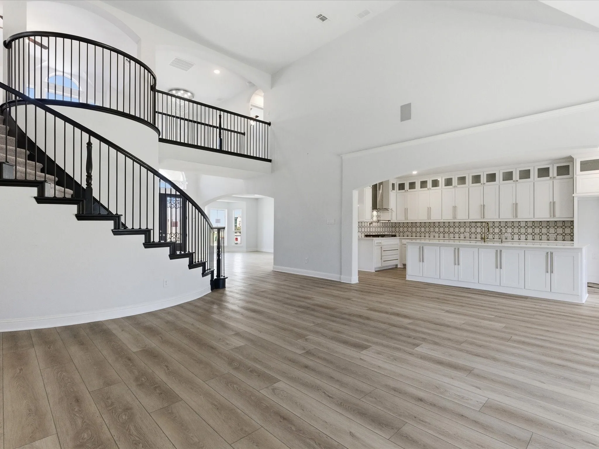 Single Family Residence For Sale in Collin County , 213 Winding Creek Lane, Anna, Texas 75409, 6 Bedroom, 4 Bathroom, 2 Garage spaces, 4,439 Sqft, built in 2022, mls#21373741, Real Estate Agent in Anna, Homes For Sale in Collin county, Homes For Sale in Anna, Realtor in Anna Texas, Real Estate Brokerage Independent Realty Texas, Luminita Cordes Realtor