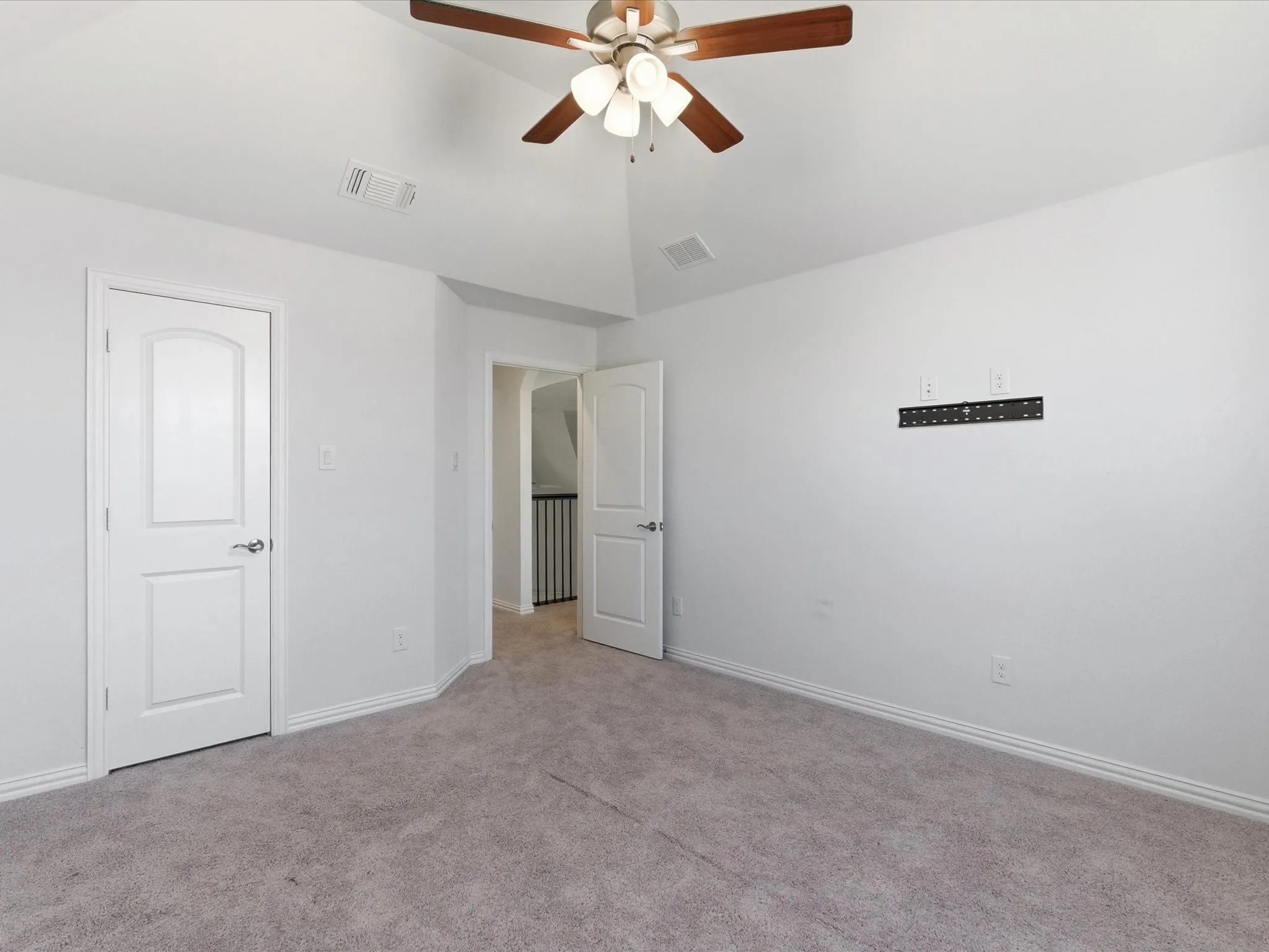 Single Family Residence For Sale in Collin County , 213 Winding Creek Lane, Anna, Texas 75409, 6 Bedroom, 4 Bathroom, 2 Garage spaces, 4,439 Sqft, built in 2022, mls#21373741, Real Estate Agent in Anna, Homes For Sale in Collin county, Homes For Sale in Anna, Realtor in Anna Texas, Real Estate Brokerage Independent Realty Texas, Luminita Cordes Realtor