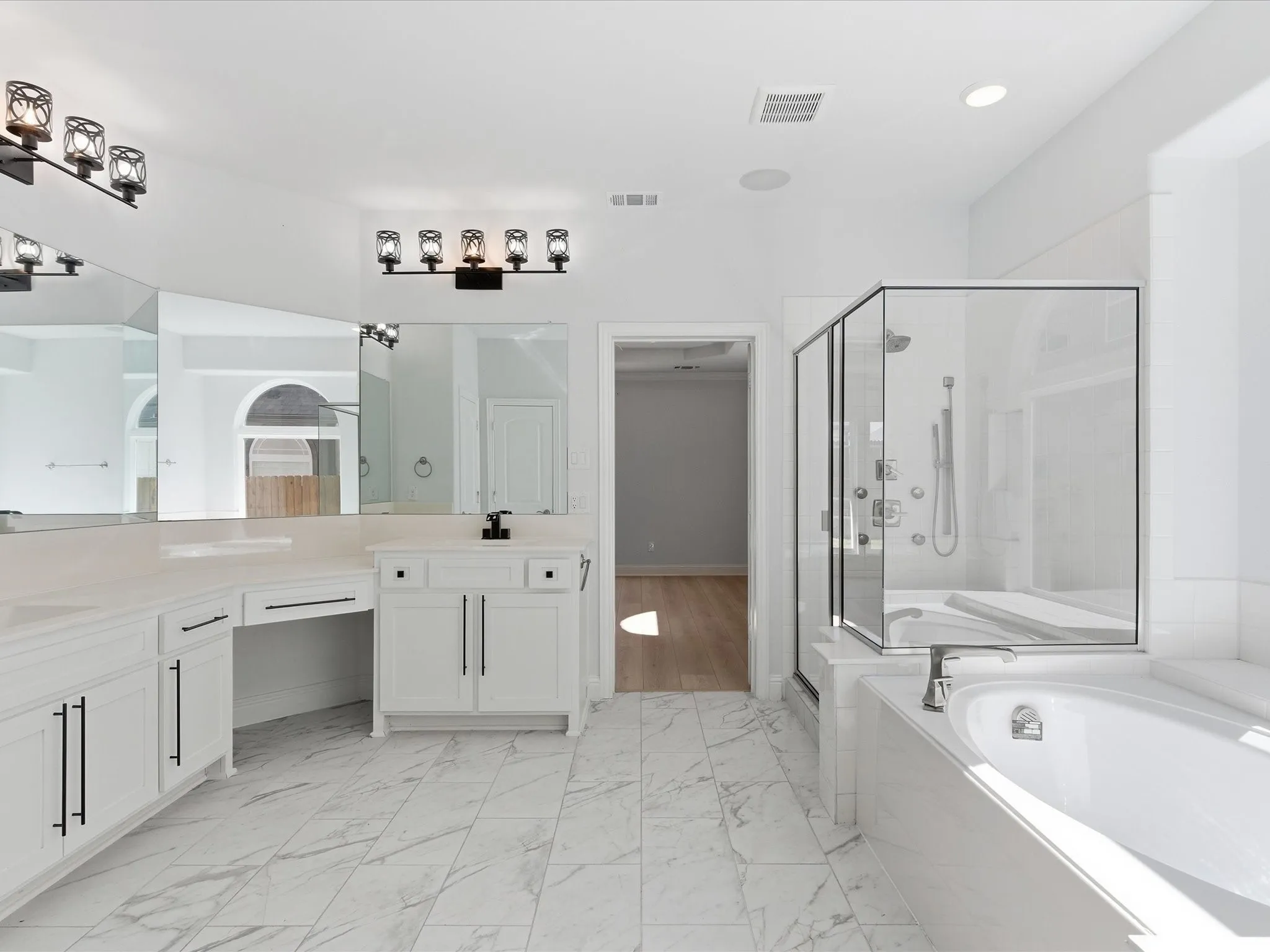 Single Family Residence For Sale in Collin County , 213 Winding Creek Lane, Anna, Texas 75409, 6 Bedroom, 4 Bathroom, 2 Garage spaces, 4,439 Sqft, built in 2022, mls#21373741, Real Estate Agent in Anna, Homes For Sale in Collin county, Homes For Sale in Anna, Realtor in Anna Texas, Real Estate Brokerage Independent Realty Texas, Luminita Cordes Realtor