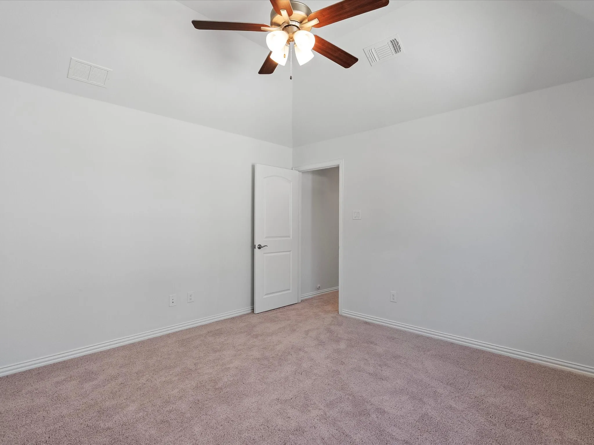 Single Family Residence For Sale in Collin County , 213 Winding Creek Lane, Anna, Texas 75409, 6 Bedroom, 4 Bathroom, 2 Garage spaces, 4,439 Sqft, built in 2022, mls#21373741, Real Estate Agent in Anna, Homes For Sale in Collin county, Homes For Sale in Anna, Realtor in Anna Texas, Real Estate Brokerage Independent Realty Texas, Luminita Cordes Realtor