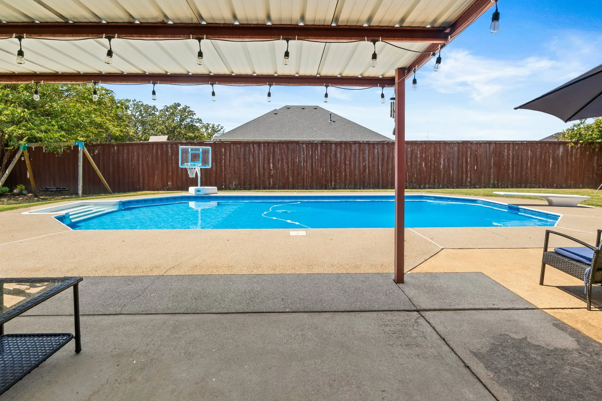 Single Family Residence For Sale in Titus County , 2701 Silver Spring Trail, Mt Pleasant, Texas 75455, 3 Bedroom, 3 Bathroom, 2 Garage spaces, 1,642 Sqft, built in 1999, mls#21373726, Real Estate Agent in Mt Pleasant, Homes For Sale in Titus county, Homes For Sale in Mt Pleasant, Realtor in Mt Pleasant Texas, Real Estate Brokerage Independent Realty Texas, Luminita Cordes Realtor