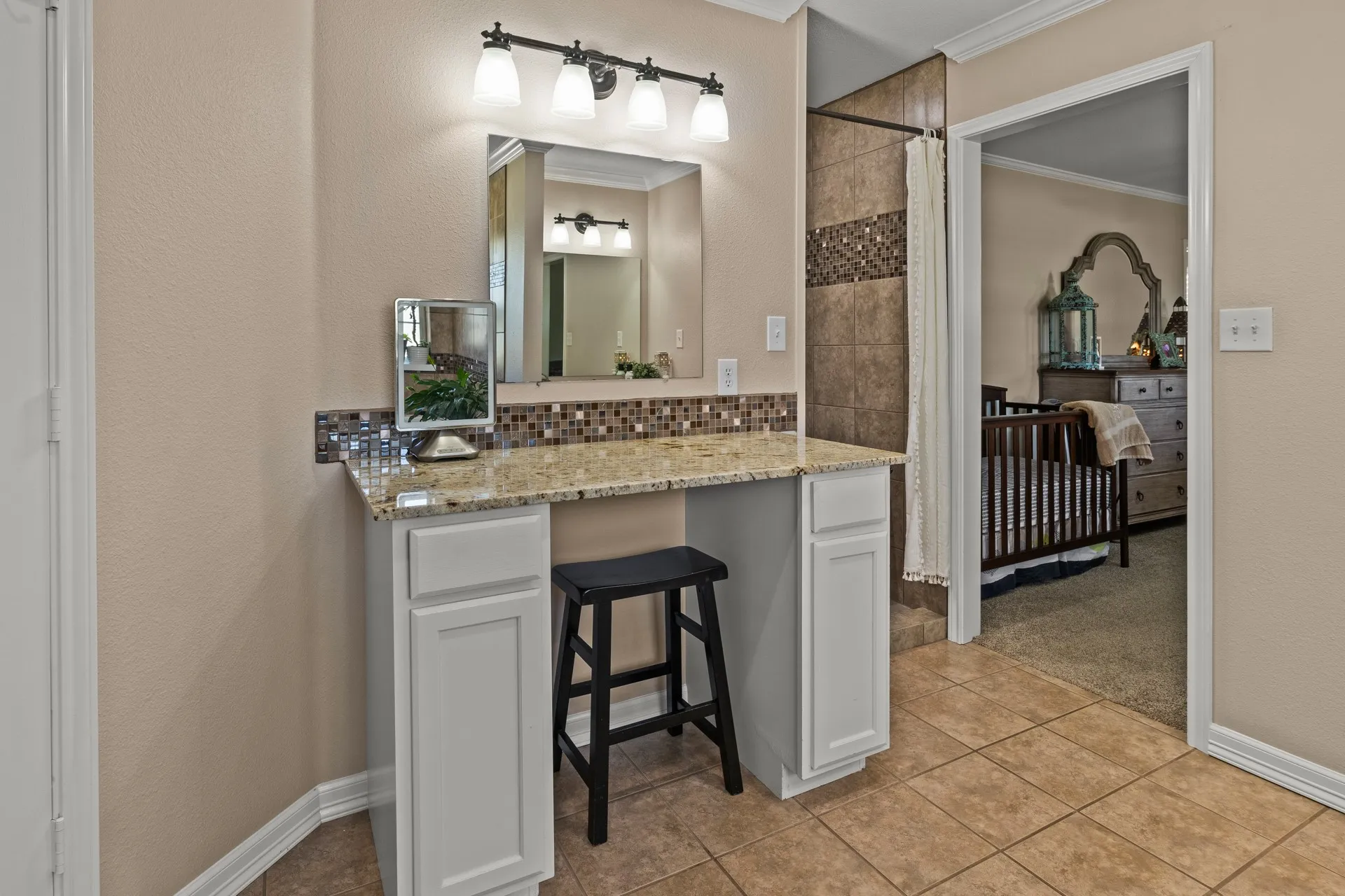 Single Family Residence For Sale in Titus County , 2701 Silver Spring Trail, Mt Pleasant, Texas 75455, 3 Bedroom, 3 Bathroom, 2 Garage spaces, 1,642 Sqft, built in 1999, mls#21373726, Real Estate Agent in Mt Pleasant, Homes For Sale in Titus county, Homes For Sale in Mt Pleasant, Realtor in Mt Pleasant Texas, Real Estate Brokerage Independent Realty Texas, Luminita Cordes Realtor