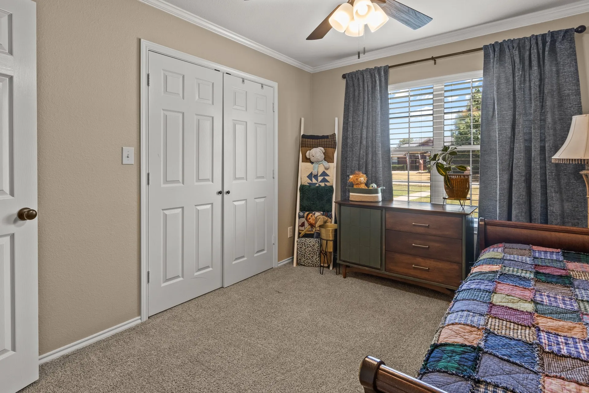 Single Family Residence For Sale in Titus County , 2701 Silver Spring Trail, Mt Pleasant, Texas 75455, 3 Bedroom, 3 Bathroom, 2 Garage spaces, 1,642 Sqft, built in 1999, mls#21373726, Real Estate Agent in Mt Pleasant, Homes For Sale in Titus county, Homes For Sale in Mt Pleasant, Realtor in Mt Pleasant Texas, Real Estate Brokerage Independent Realty Texas, Luminita Cordes Realtor