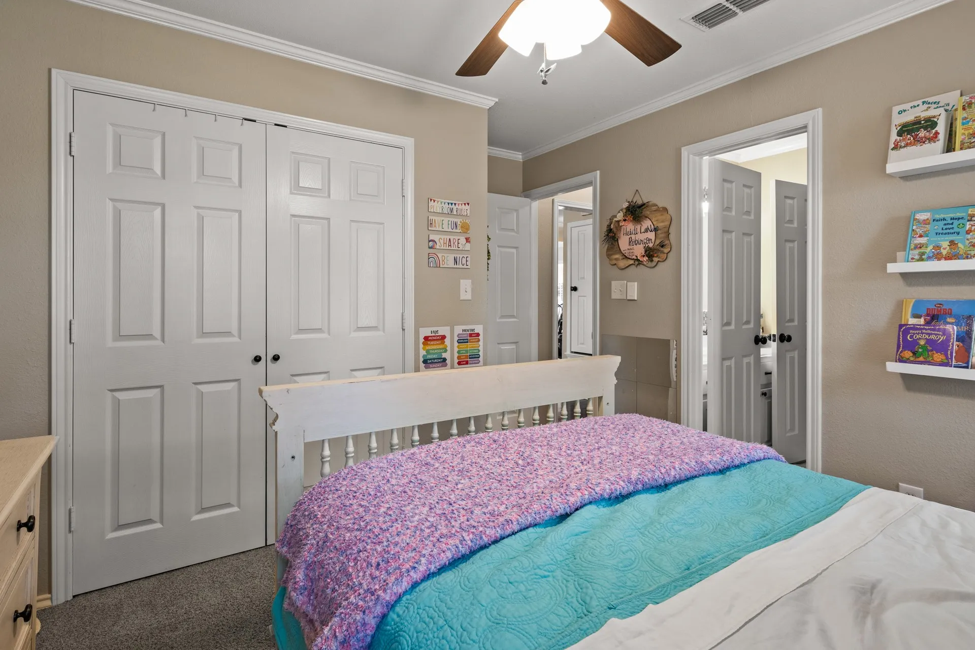 Single Family Residence For Sale in Titus County , 2701 Silver Spring Trail, Mt Pleasant, Texas 75455, 3 Bedroom, 3 Bathroom, 2 Garage spaces, 1,642 Sqft, built in 1999, mls#21373726, Real Estate Agent in Mt Pleasant, Homes For Sale in Titus county, Homes For Sale in Mt Pleasant, Realtor in Mt Pleasant Texas, Real Estate Brokerage Independent Realty Texas, Luminita Cordes Realtor