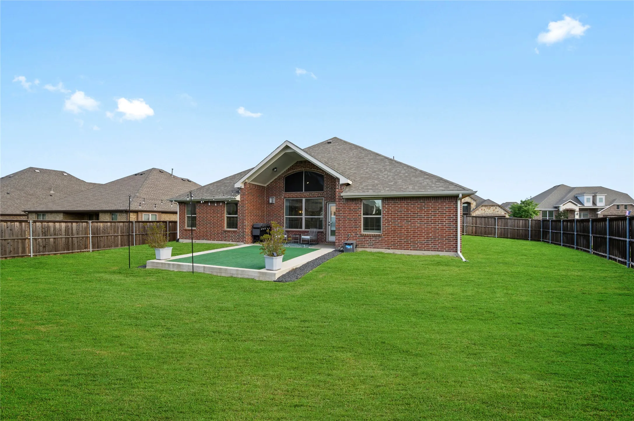 Single Family Residence For Rent in Rockwall County , 1765 Amalfi Drive, Mclendon Chisholm, Texas 75032, 4 Bedroom, 2 Bathroom, 2 Garage spaces, 2,234 Sqft, built in 2018, mls#21373744, Real Estate Agent in Mclendon Chisholm, Homes For Rent in Rockwall county, Homes For Rent in Mclendon Chisholm, Realtor in Mclendon Chisholm Texas, Real Estate Brokerage Independent Realty Texas, Luminita Cordes Realtor