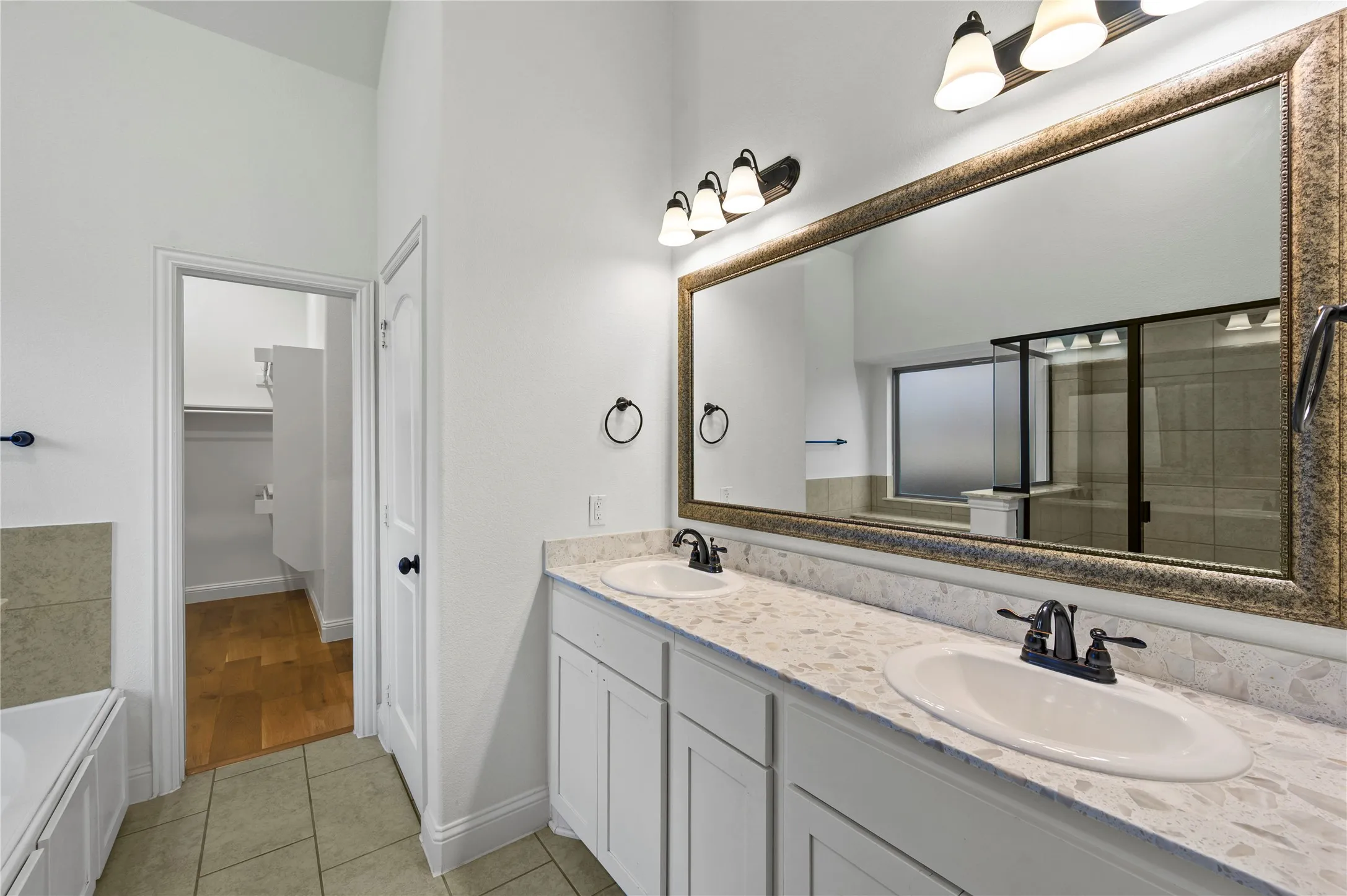 Single Family Residence For Rent in Rockwall County , 1765 Amalfi Drive, Mclendon Chisholm, Texas 75032, 4 Bedroom, 2 Bathroom, 2 Garage spaces, 2,234 Sqft, built in 2018, mls#21373744, Real Estate Agent in Mclendon Chisholm, Homes For Rent in Rockwall county, Homes For Rent in Mclendon Chisholm, Realtor in Mclendon Chisholm Texas, Real Estate Brokerage Independent Realty Texas, Luminita Cordes Realtor
