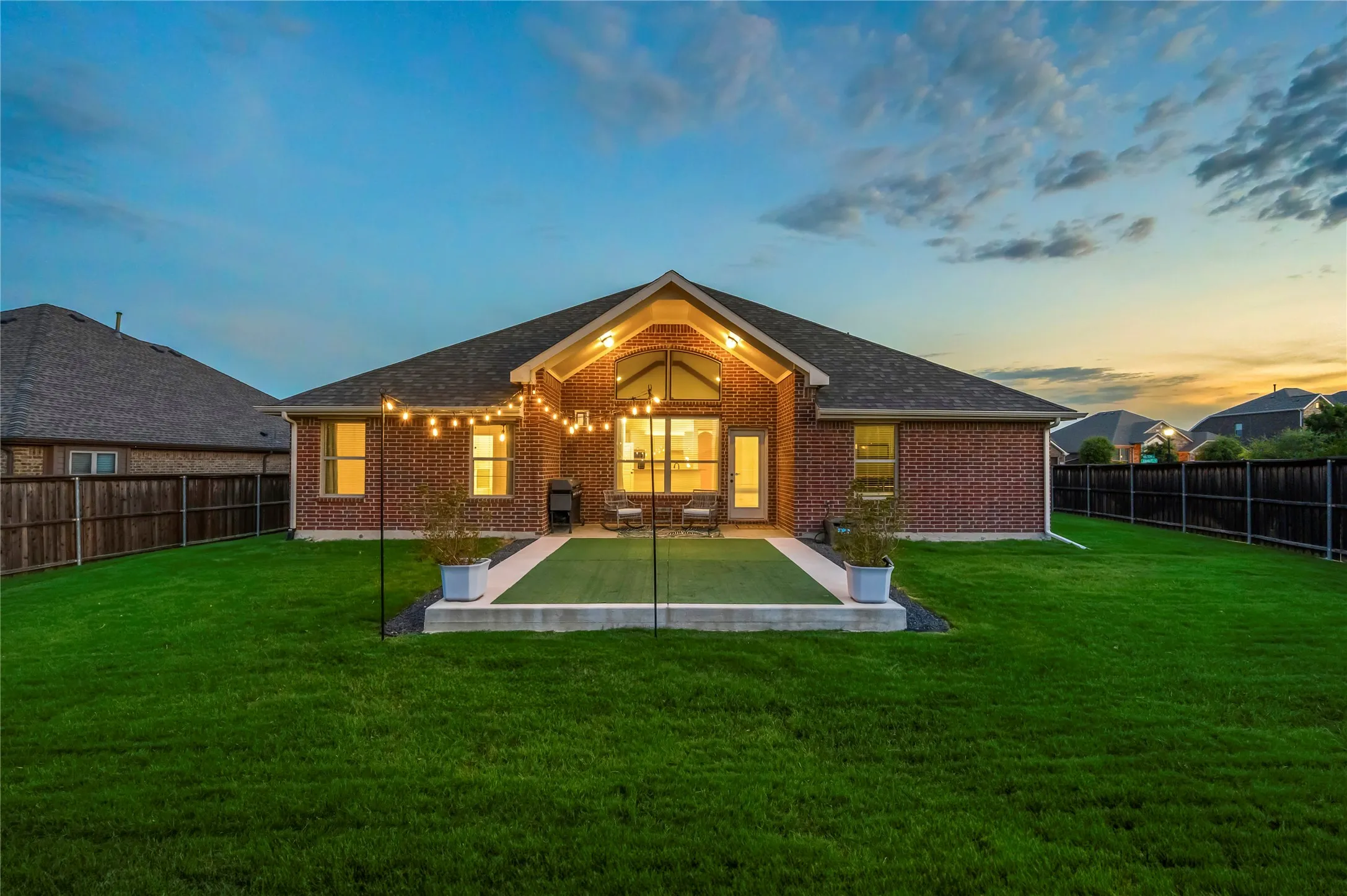 Single Family Residence For Rent in Rockwall County , 1765 Amalfi Drive, Mclendon Chisholm, Texas 75032, 4 Bedroom, 2 Bathroom, 2 Garage spaces, 2,234 Sqft, built in 2018, mls#21373744, Real Estate Agent in Mclendon Chisholm, Homes For Rent in Rockwall county, Homes For Rent in Mclendon Chisholm, Realtor in Mclendon Chisholm Texas, Real Estate Brokerage Independent Realty Texas, Luminita Cordes Realtor