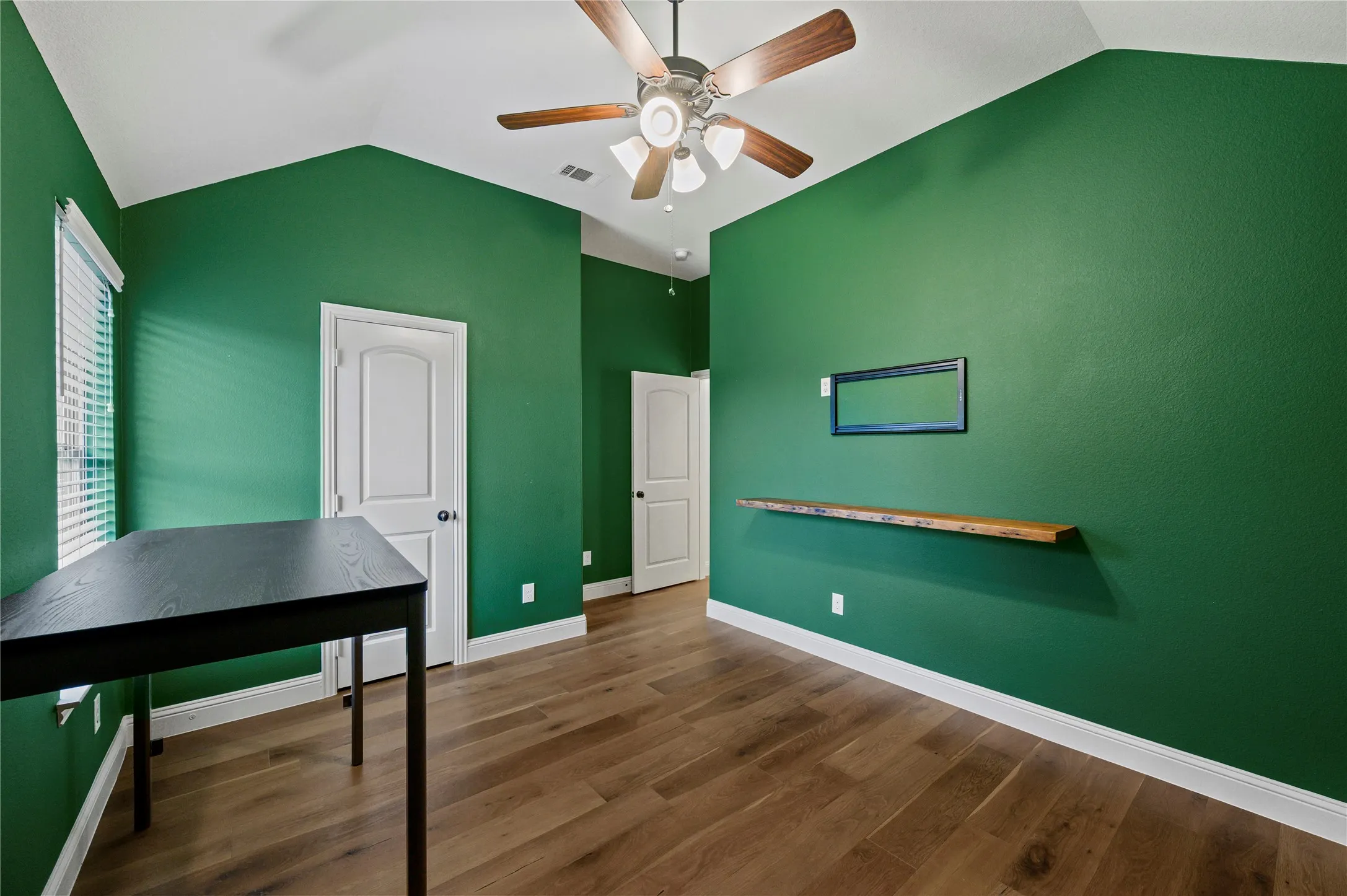 Single Family Residence For Rent in Rockwall County , 1765 Amalfi Drive, Mclendon Chisholm, Texas 75032, 4 Bedroom, 2 Bathroom, 2 Garage spaces, 2,234 Sqft, built in 2018, mls#21373744, Real Estate Agent in Mclendon Chisholm, Homes For Rent in Rockwall county, Homes For Rent in Mclendon Chisholm, Realtor in Mclendon Chisholm Texas, Real Estate Brokerage Independent Realty Texas, Luminita Cordes Realtor