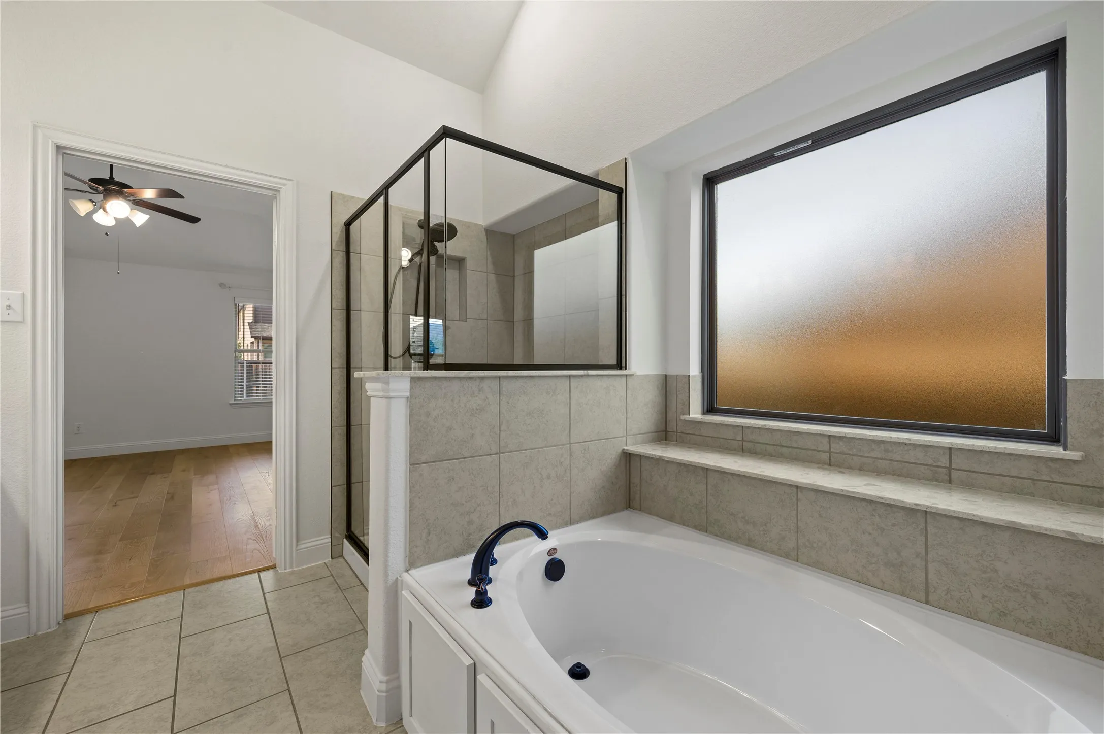 Single Family Residence For Rent in Rockwall County , 1765 Amalfi Drive, Mclendon Chisholm, Texas 75032, 4 Bedroom, 2 Bathroom, 2 Garage spaces, 2,234 Sqft, built in 2018, mls#21373744, Real Estate Agent in Mclendon Chisholm, Homes For Rent in Rockwall county, Homes For Rent in Mclendon Chisholm, Realtor in Mclendon Chisholm Texas, Real Estate Brokerage Independent Realty Texas, Luminita Cordes Realtor