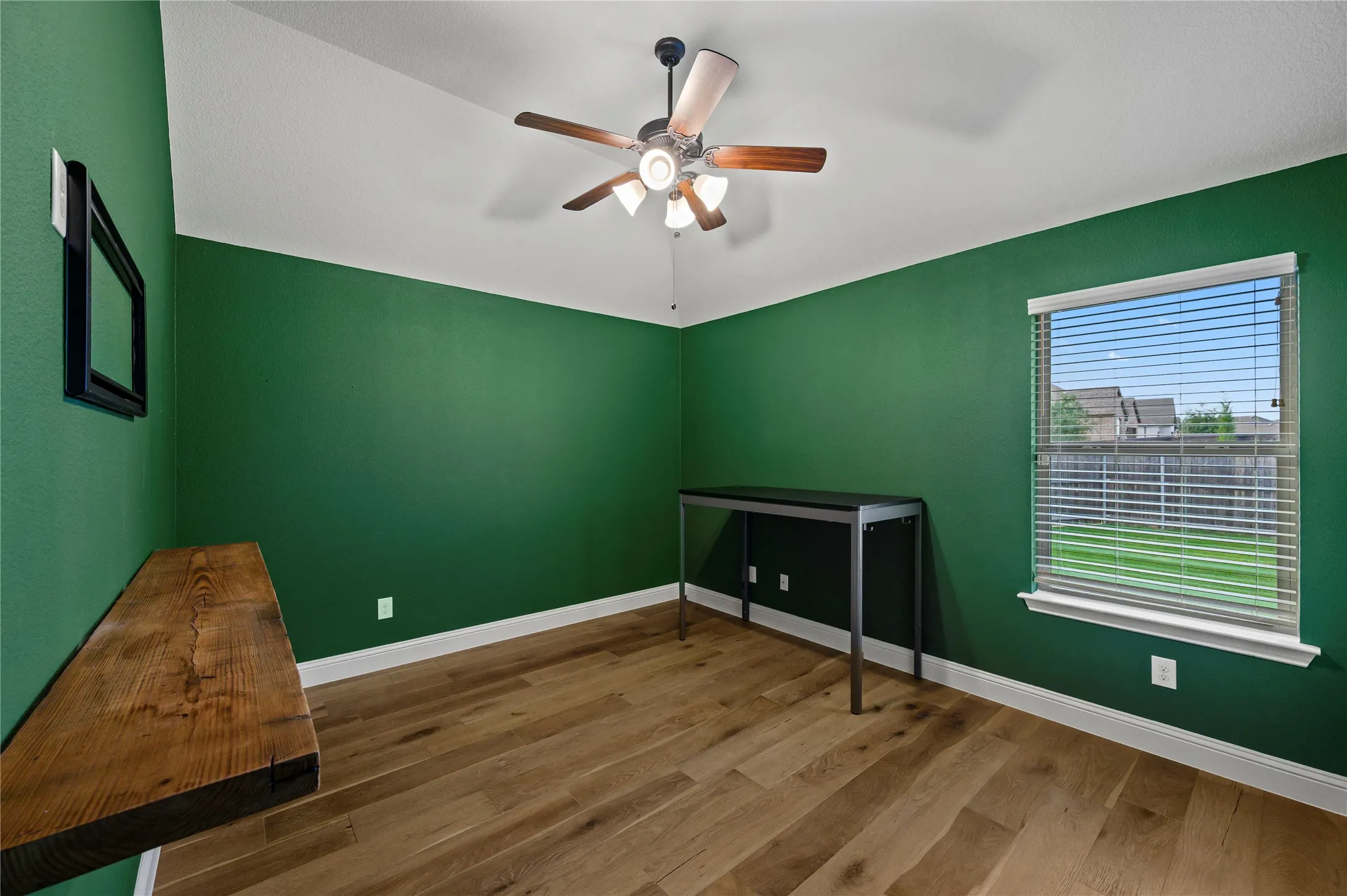 Single Family Residence For Rent in Rockwall County , 1765 Amalfi Drive, Mclendon Chisholm, Texas 75032, 4 Bedroom, 2 Bathroom, 2 Garage spaces, 2,234 Sqft, built in 2018, mls#21373744, Real Estate Agent in Mclendon Chisholm, Homes For Rent in Rockwall county, Homes For Rent in Mclendon Chisholm, Realtor in Mclendon Chisholm Texas, Real Estate Brokerage Independent Realty Texas, Luminita Cordes Realtor