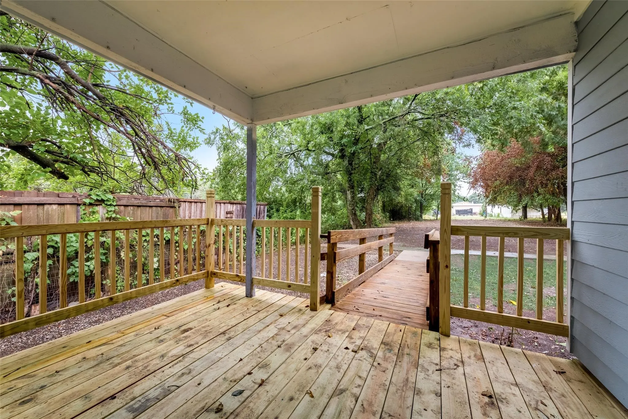 Single Family Residence For Sale in Dallas County , 1202 Finn Road, Wilmer, Texas 75172, 3 Bedroom, 2 Bathroom, Garage spaces, 1,444 Sqft, built in 1997, mls#21373366, Real Estate Agent in Wilmer, Homes For Sale in Dallas county, Homes For Sale in Wilmer, Realtor in Wilmer Texas, Real Estate Brokerage Independent Realty Texas, Luminita Cordes Realtor