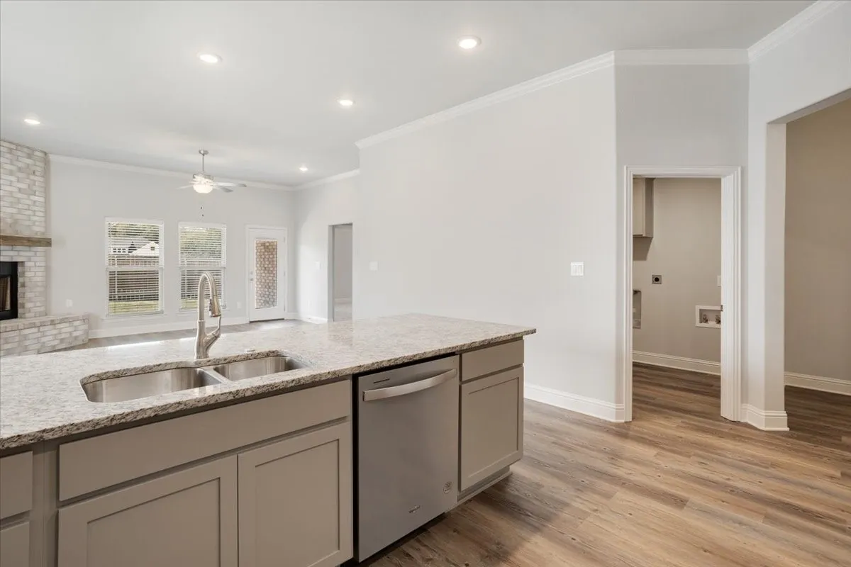 Single Family Residence For Sale in Grayson County , 2132 Gabriel Drive, Sherman, Texas 75092, 3 Bedroom, 2 Bathroom, 2 Garage spaces, 1,819 Sqft, built in 2023, mls#21373757, Real Estate Agent in Sherman, Homes For Sale in Grayson county, Homes For Sale in Sherman, Realtor in Sherman Texas, Real Estate Brokerage Independent Realty Texas, Luminita Cordes Realtor