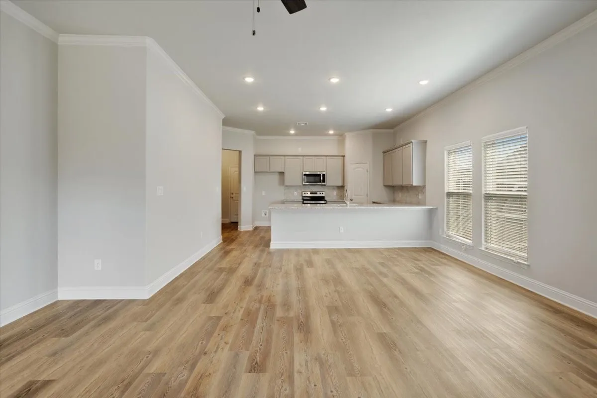 Single Family Residence For Sale in Grayson County , 2132 Gabriel Drive, Sherman, Texas 75092, 3 Bedroom, 2 Bathroom, 2 Garage spaces, 1,819 Sqft, built in 2023, mls#21373757, Real Estate Agent in Sherman, Homes For Sale in Grayson county, Homes For Sale in Sherman, Realtor in Sherman Texas, Real Estate Brokerage Independent Realty Texas, Luminita Cordes Realtor