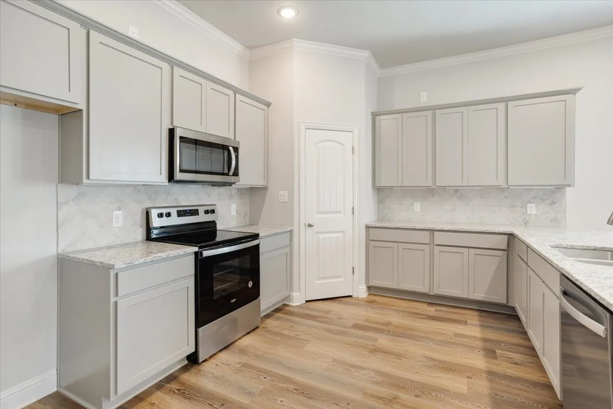Single Family Residence For Sale in Grayson County , 2132 Gabriel Drive, Sherman, Texas 75092, 3 Bedroom, 2 Bathroom, 2 Garage spaces, 1,819 Sqft, built in 2023, mls#21373757, Real Estate Agent in Sherman, Homes For Sale in Grayson county, Homes For Sale in Sherman, Realtor in Sherman Texas, Real Estate Brokerage Independent Realty Texas, Luminita Cordes Realtor