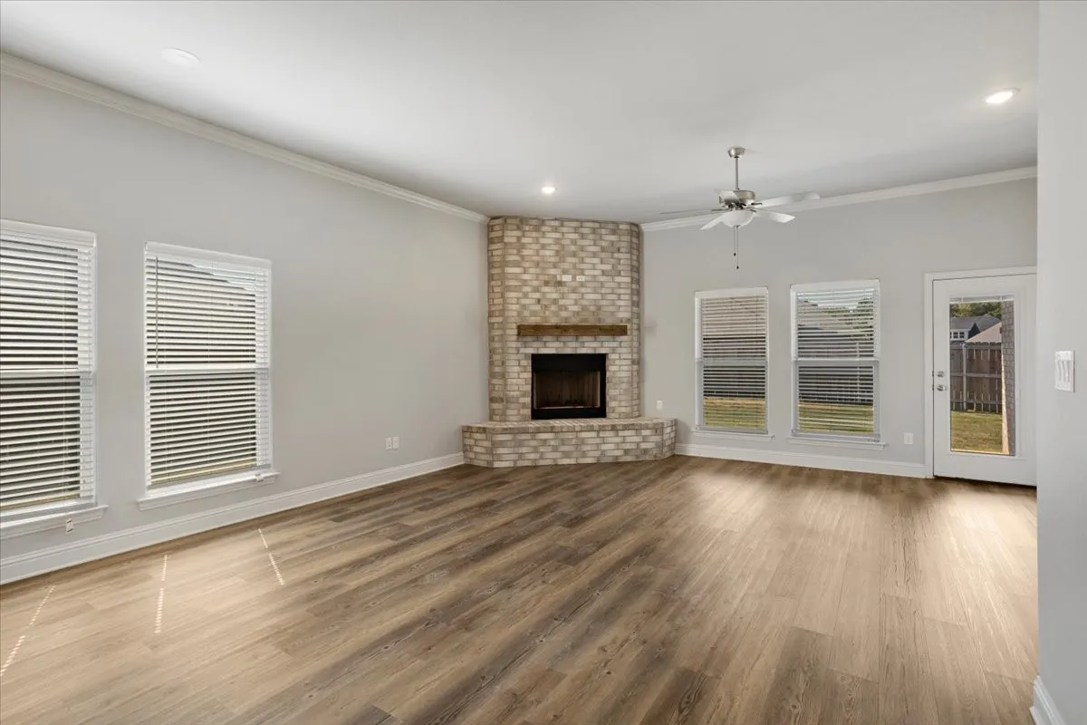 Single Family Residence For Sale in Grayson County , 2132 Gabriel Drive, Sherman, Texas 75092, 3 Bedroom, 2 Bathroom, 2 Garage spaces, 1,819 Sqft, built in 2023, mls#21373757, Real Estate Agent in Sherman, Homes For Sale in Grayson county, Homes For Sale in Sherman, Realtor in Sherman Texas, Real Estate Brokerage Independent Realty Texas, Luminita Cordes Realtor