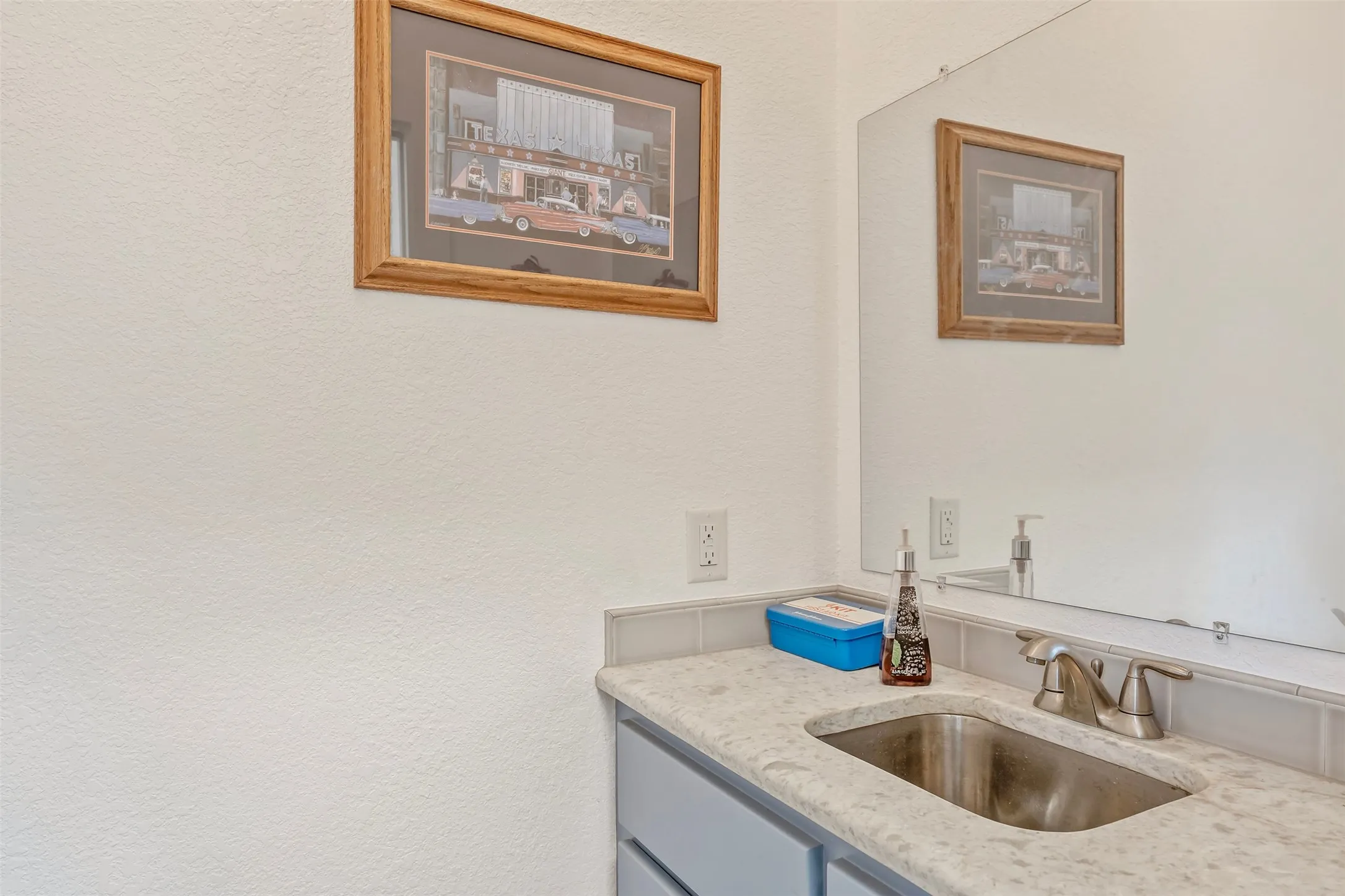 Single Family Residence For Sale in Van Zandt County , 1440 VZ CR 4810, Chandler, Texas 75758, 4 Bedroom, 3 Bathroom, 4 Garage spaces, 3,335 Sqft, built in 2016, mls#21373755, Real Estate Agent in Chandler, Homes For Sale in Van Zandt county, Homes For Sale in Chandler, Realtor in Chandler Texas, Real Estate Brokerage Independent Realty Texas, Luminita Cordes Realtor