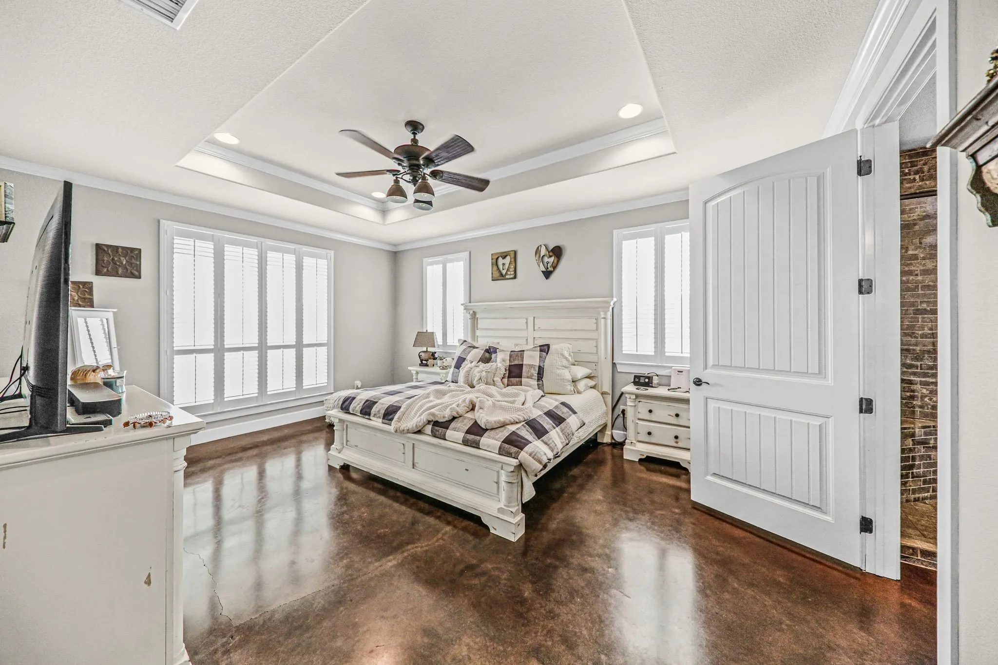 Single Family Residence For Sale in Hunt County , 1704 County Road 1002, Greenville, Texas 75401, 3 Bedroom, 2 Bathroom, Garage spaces, 2,205 Sqft, built in 2018, mls#21367116, Real Estate Agent in Greenville, Homes For Sale in Hunt county, Homes For Sale in Greenville, Realtor in Greenville Texas, Real Estate Brokerage Independent Realty Texas, Luminita Cordes Realtor