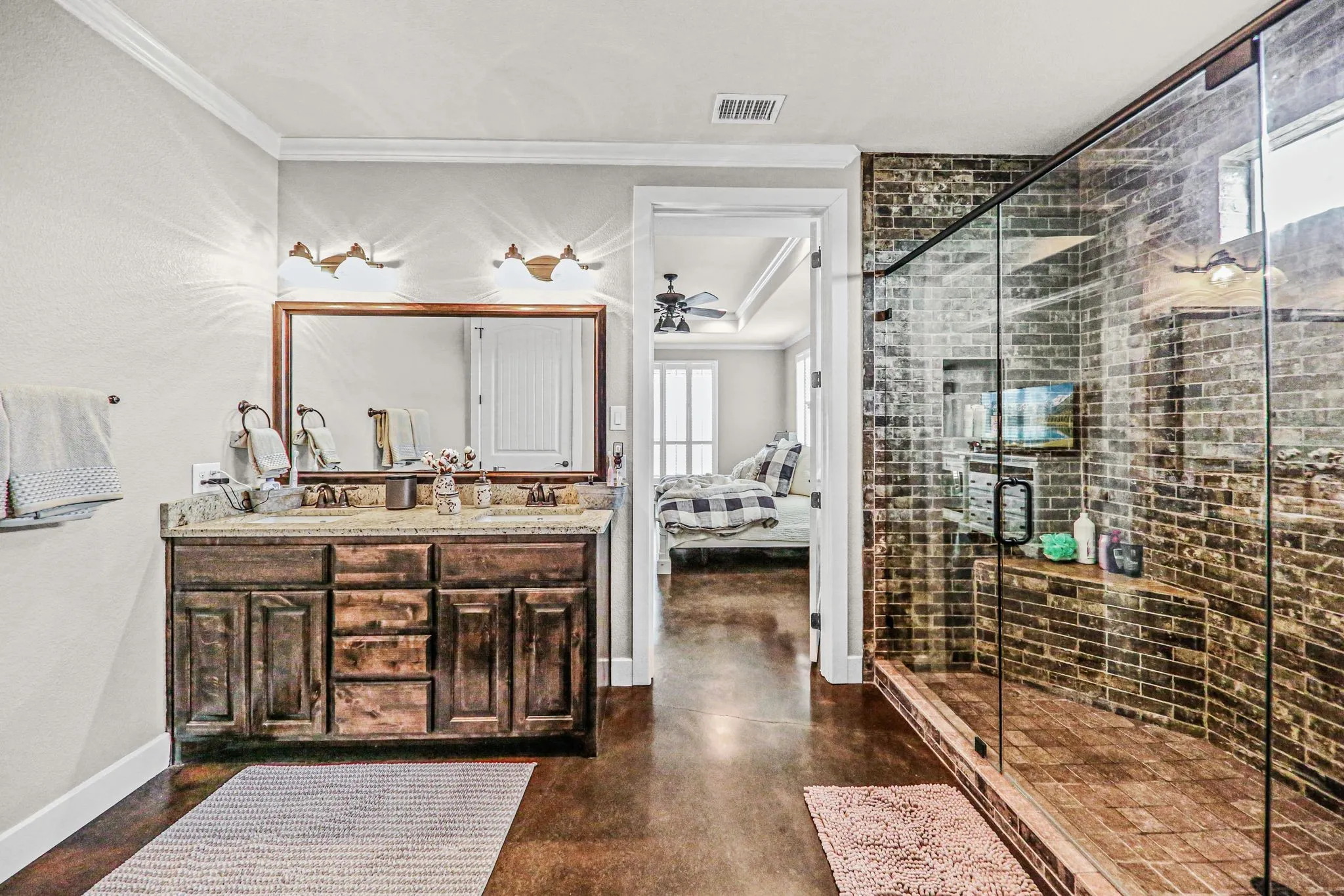 Single Family Residence For Sale in Hunt County , 1704 County Road 1002, Greenville, Texas 75401, 3 Bedroom, 2 Bathroom, Garage spaces, 2,205 Sqft, built in 2018, mls#21367116, Real Estate Agent in Greenville, Homes For Sale in Hunt county, Homes For Sale in Greenville, Realtor in Greenville Texas, Real Estate Brokerage Independent Realty Texas, Luminita Cordes Realtor