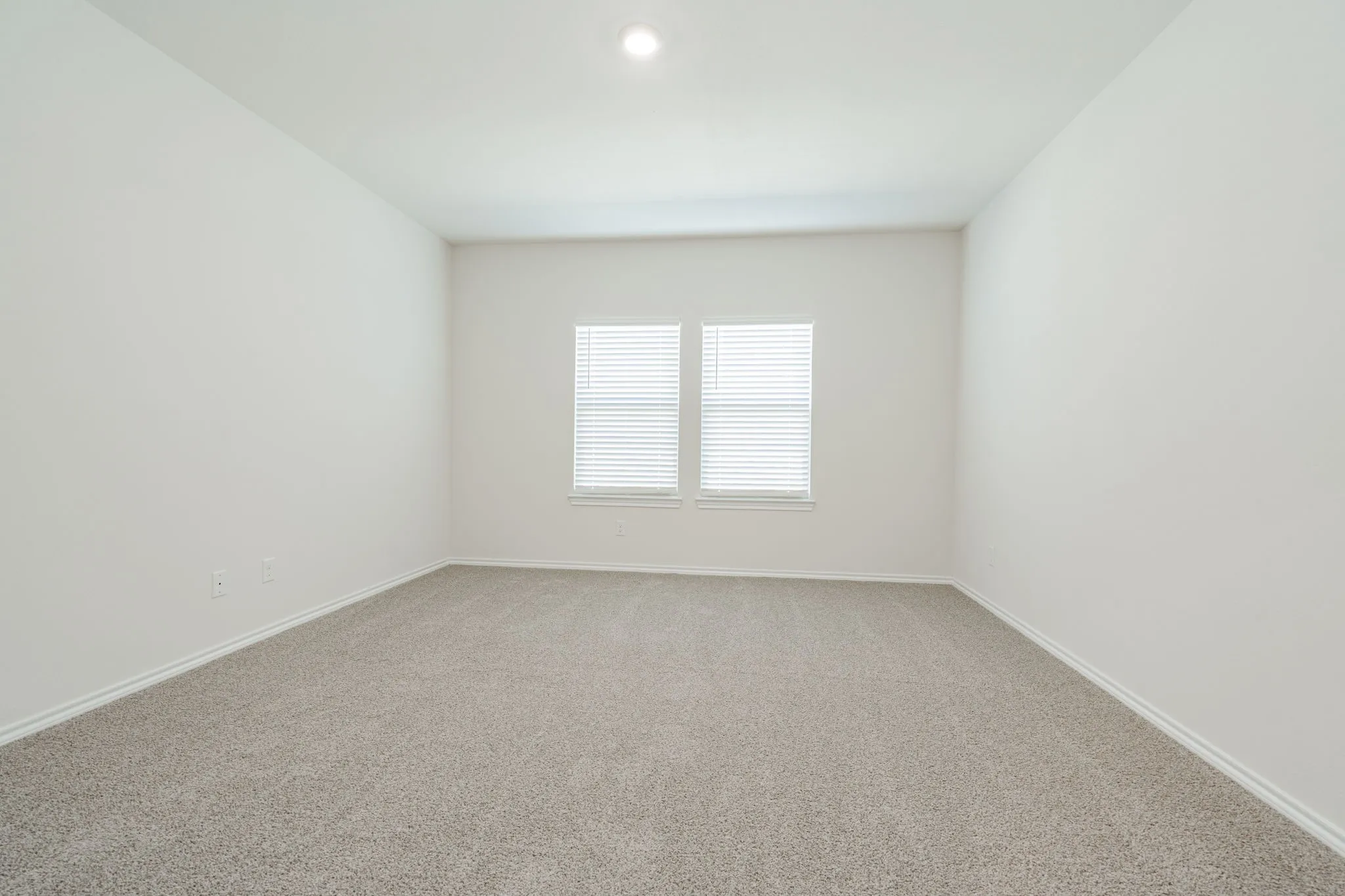 Single Family Residence For Rent in Hunt County , 903 Shear Drive, Royse City, Texas 75189, 3 Bedroom, 3 Bathroom, 2 Garage spaces, 1,898 Sqft, built in 2024, mls#21373773, Real Estate Agent in Royse City, Homes For Rent in Hunt county, Homes For Rent in Royse City, Realtor in Royse City Texas, Real Estate Brokerage Independent Realty Texas, Luminita Cordes Realtor