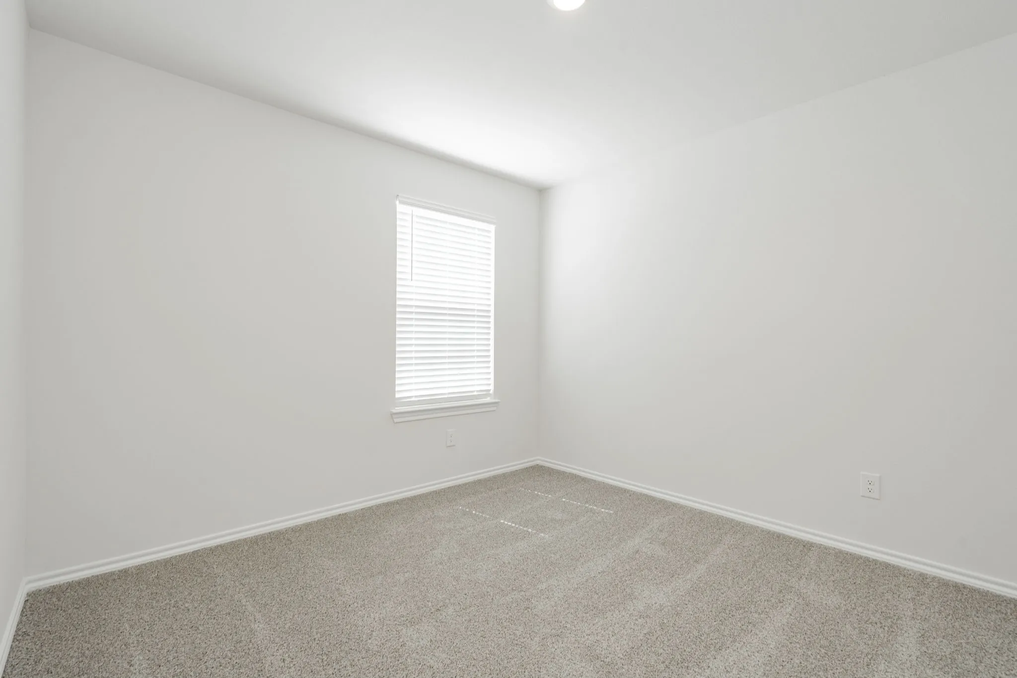 Single Family Residence For Rent in Hunt County , 903 Shear Drive, Royse City, Texas 75189, 3 Bedroom, 3 Bathroom, 2 Garage spaces, 1,898 Sqft, built in 2024, mls#21373773, Real Estate Agent in Royse City, Homes For Rent in Hunt county, Homes For Rent in Royse City, Realtor in Royse City Texas, Real Estate Brokerage Independent Realty Texas, Luminita Cordes Realtor