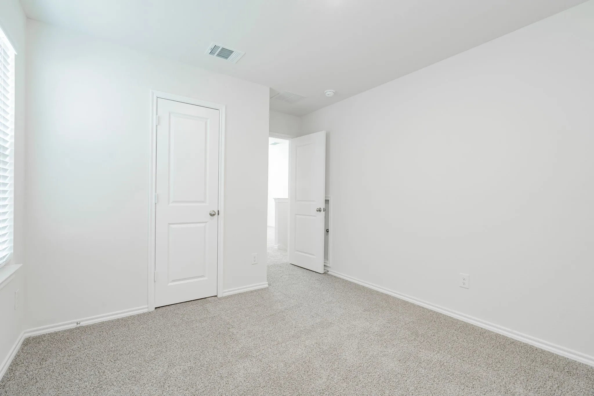 Single Family Residence For Rent in Hunt County , 903 Shear Drive, Royse City, Texas 75189, 3 Bedroom, 3 Bathroom, 2 Garage spaces, 1,898 Sqft, built in 2024, mls#21373773, Real Estate Agent in Royse City, Homes For Rent in Hunt county, Homes For Rent in Royse City, Realtor in Royse City Texas, Real Estate Brokerage Independent Realty Texas, Luminita Cordes Realtor