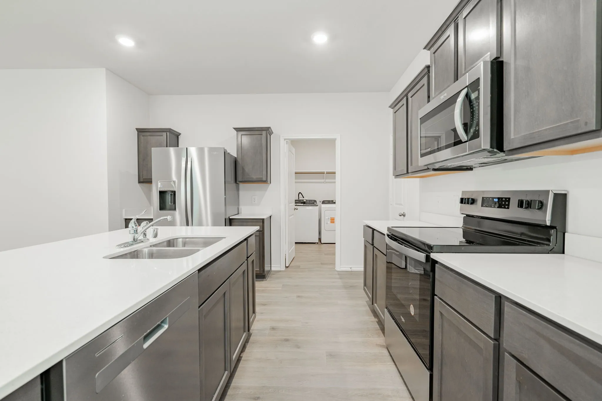 Single Family Residence For Rent in Hunt County , 903 Shear Drive, Royse City, Texas 75189, 3 Bedroom, 3 Bathroom, 2 Garage spaces, 1,898 Sqft, built in 2024, mls#21373773, Real Estate Agent in Royse City, Homes For Rent in Hunt county, Homes For Rent in Royse City, Realtor in Royse City Texas, Real Estate Brokerage Independent Realty Texas, Luminita Cordes Realtor