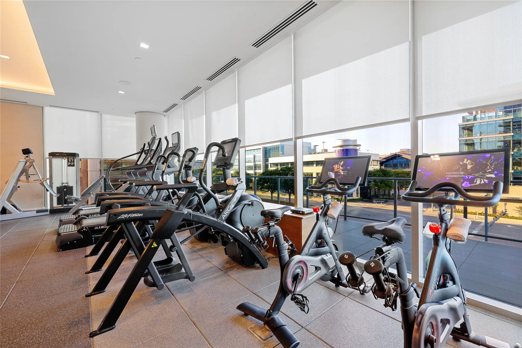 Condominium For Rent in Collin County , 7901 Windrose Avenue 1602, Plano, Texas 75024, 2 Bedroom, 2 Bathroom, 2 Garage spaces, 1,540 Sqft, built in 2019, mls#21371439, Real Estate Agent in Plano, Homes For Rent in Collin county, Homes For Rent in Plano, Realtor in Plano Texas, Real Estate Brokerage Independent Realty Texas, Luminita Cordes Realtor