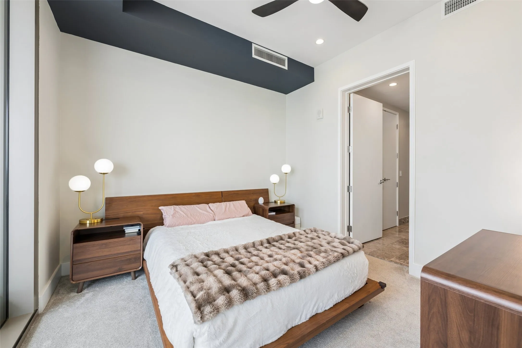 Condominium For Rent in Collin County , 7901 Windrose Avenue 1602, Plano, Texas 75024, 2 Bedroom, 2 Bathroom, 2 Garage spaces, 1,540 Sqft, built in 2019, mls#21371439, Real Estate Agent in Plano, Homes For Rent in Collin county, Homes For Rent in Plano, Realtor in Plano Texas, Real Estate Brokerage Independent Realty Texas, Luminita Cordes Realtor