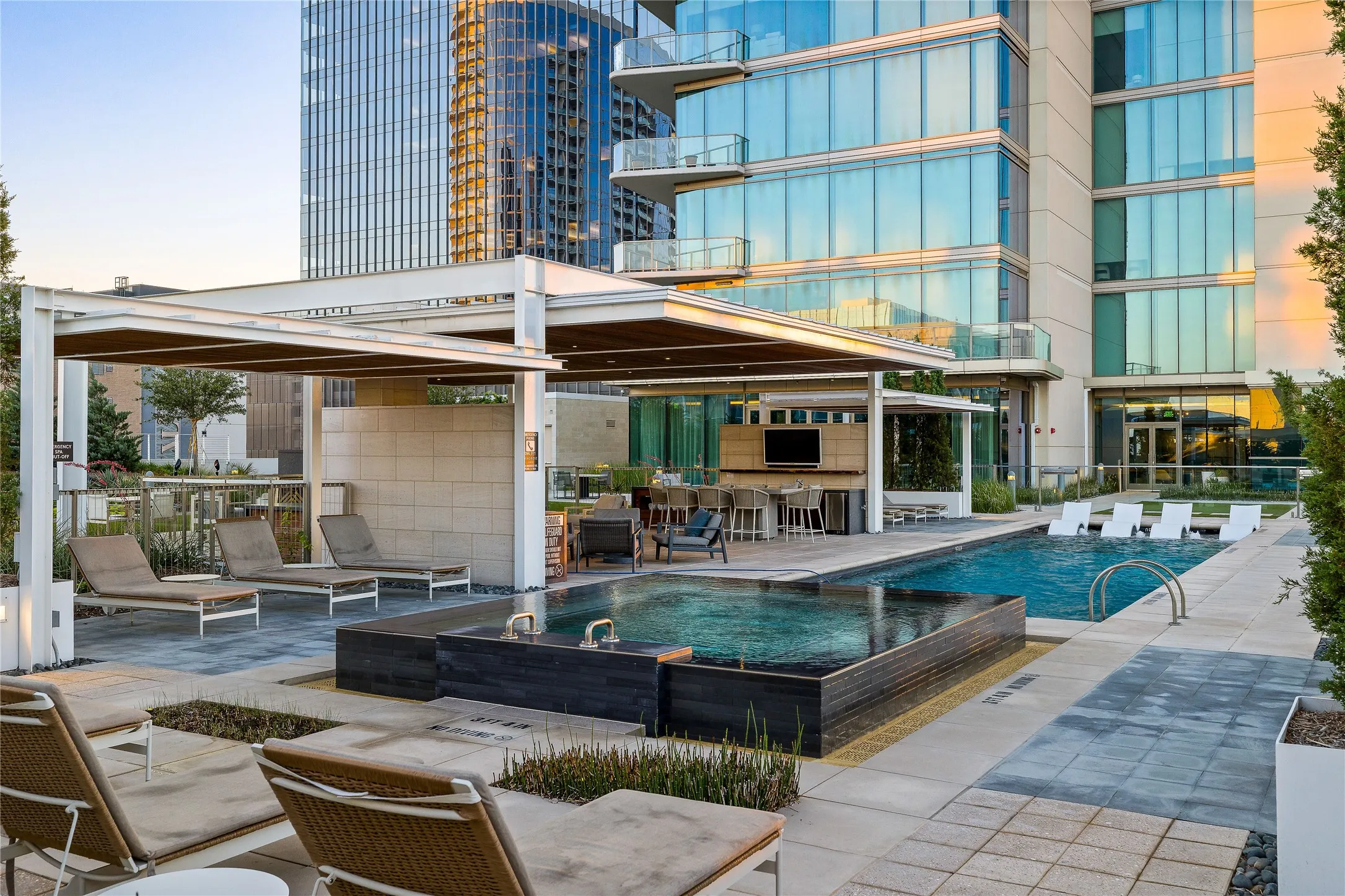 Condominium For Rent in Collin County , 7901 Windrose Avenue 1602, Plano, Texas 75024, 2 Bedroom, 2 Bathroom, 2 Garage spaces, 1,540 Sqft, built in 2019, mls#21371439, Real Estate Agent in Plano, Homes For Rent in Collin county, Homes For Rent in Plano, Realtor in Plano Texas, Real Estate Brokerage Independent Realty Texas, Luminita Cordes Realtor