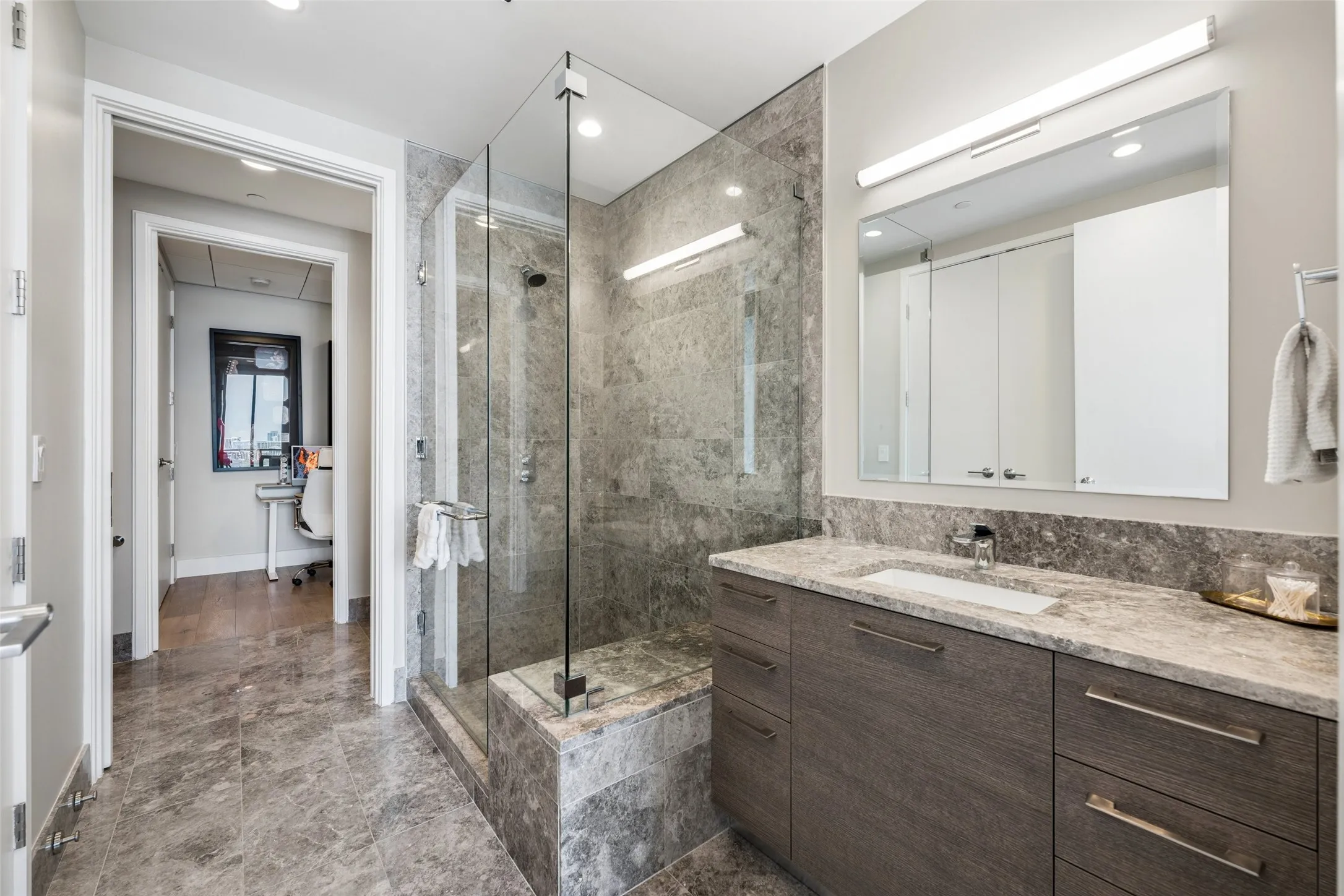 Condominium For Rent in Collin County , 7901 Windrose Avenue 1602, Plano, Texas 75024, 2 Bedroom, 2 Bathroom, 2 Garage spaces, 1,540 Sqft, built in 2019, mls#21371439, Real Estate Agent in Plano, Homes For Rent in Collin county, Homes For Rent in Plano, Realtor in Plano Texas, Real Estate Brokerage Independent Realty Texas, Luminita Cordes Realtor