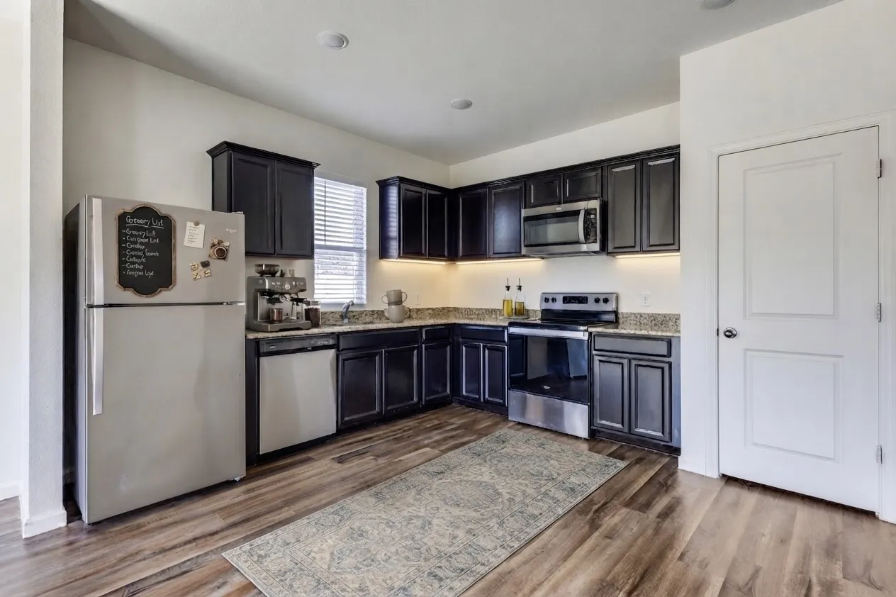 Single Family Residence For Rent in Collin County , 821 Cherry Blossom Street, Anna, Texas 75409, 3 Bedroom, 2 Bathroom, 2 Garage spaces, 1,700 Sqft, built in 2021, mls#21370492, Real Estate Agent in Anna, Homes For Rent in Collin county, Homes For Rent in Anna, Realtor in Anna Texas, Real Estate Brokerage Independent Realty Texas, Luminita Cordes Realtor