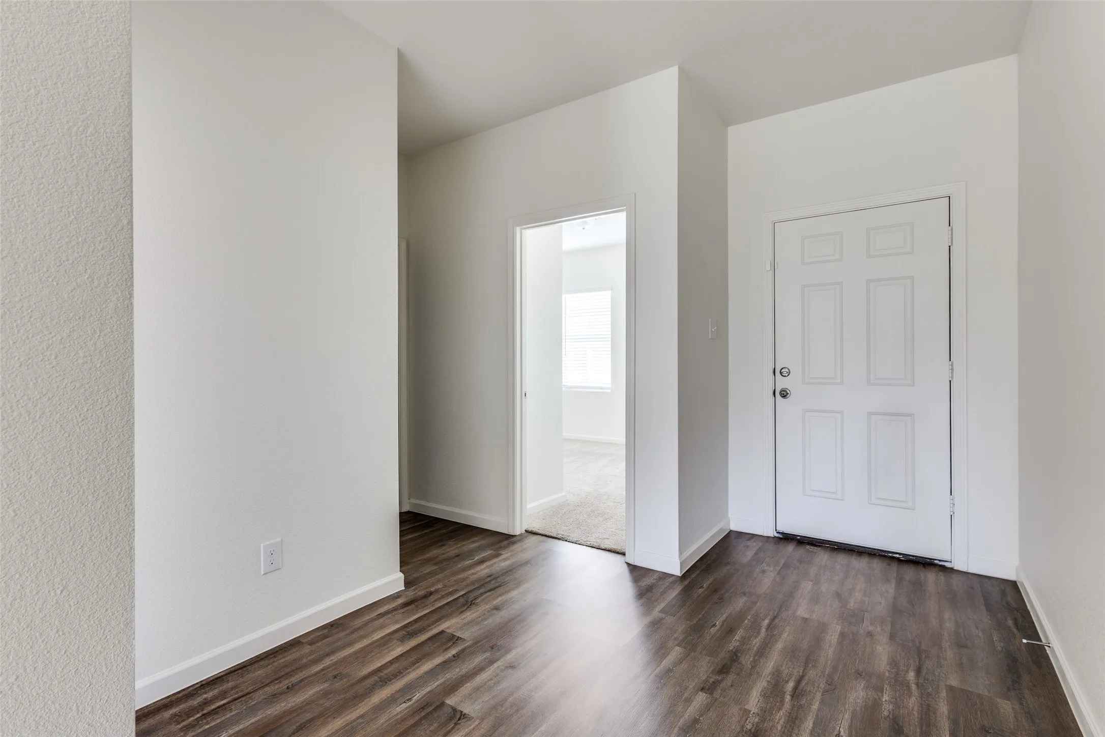 Single Family Residence For Rent in Collin County , 821 Cherry Blossom Street, Anna, Texas 75409, 3 Bedroom, 2 Bathroom, 2 Garage spaces, 1,700 Sqft, built in 2021, mls#21370492, Real Estate Agent in Anna, Homes For Rent in Collin county, Homes For Rent in Anna, Realtor in Anna Texas, Real Estate Brokerage Independent Realty Texas, Luminita Cordes Realtor