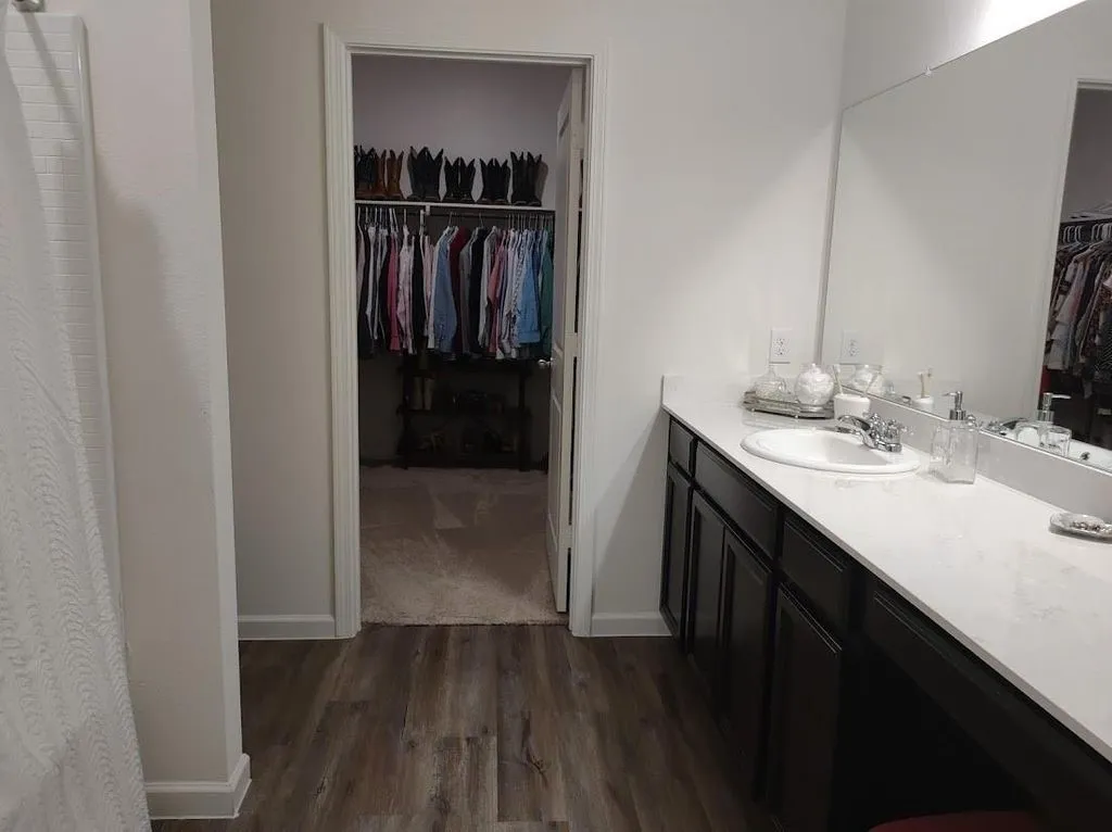 Single Family Residence For Rent in Collin County , 821 Cherry Blossom Street, Anna, Texas 75409, 3 Bedroom, 2 Bathroom, 2 Garage spaces, 1,700 Sqft, built in 2021, mls#21370492, Real Estate Agent in Anna, Homes For Rent in Collin county, Homes For Rent in Anna, Realtor in Anna Texas, Real Estate Brokerage Independent Realty Texas, Luminita Cordes Realtor