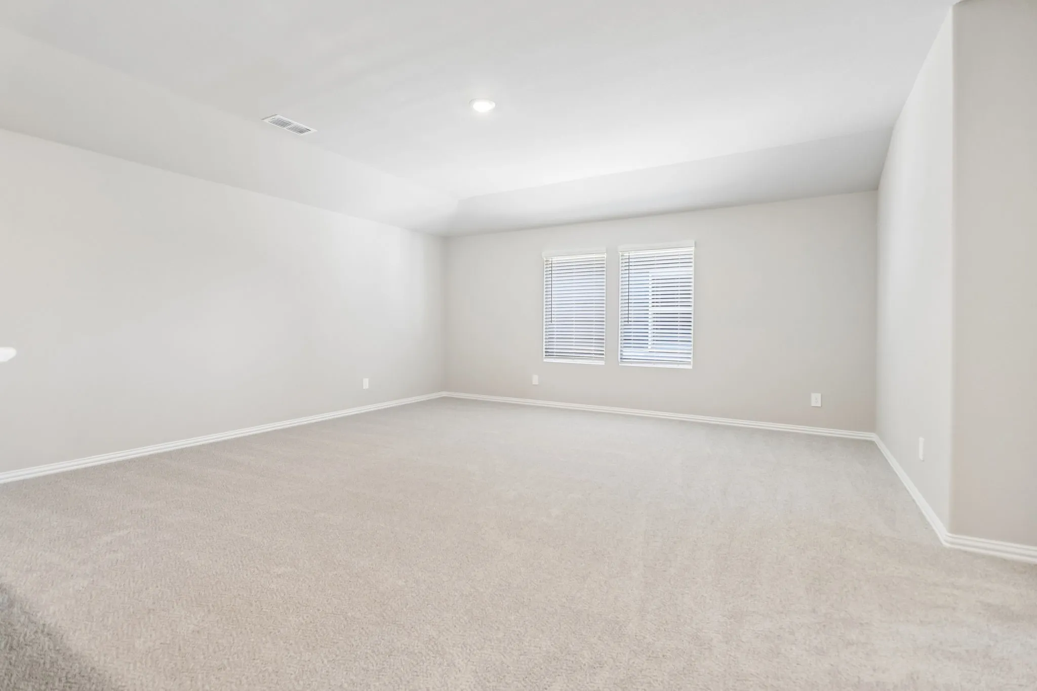 Photo is not of the actual home, but is an inspirational photo of builder’s model home and may depict options, furnishings, and/or decorator features that are not included.