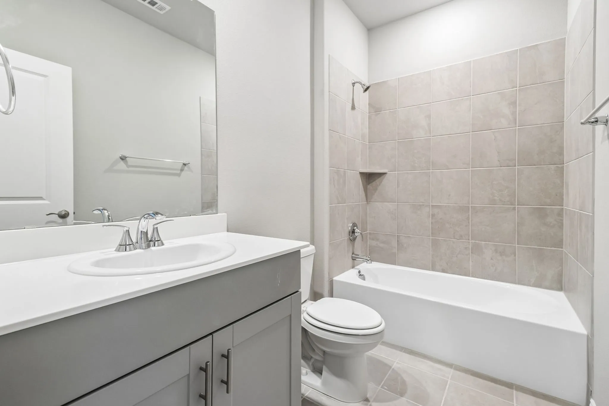 Photo is not of the actual home, but is an inspirational photo of builder’s model home and may depict options, furnishings, and/or decorator features that are not included.