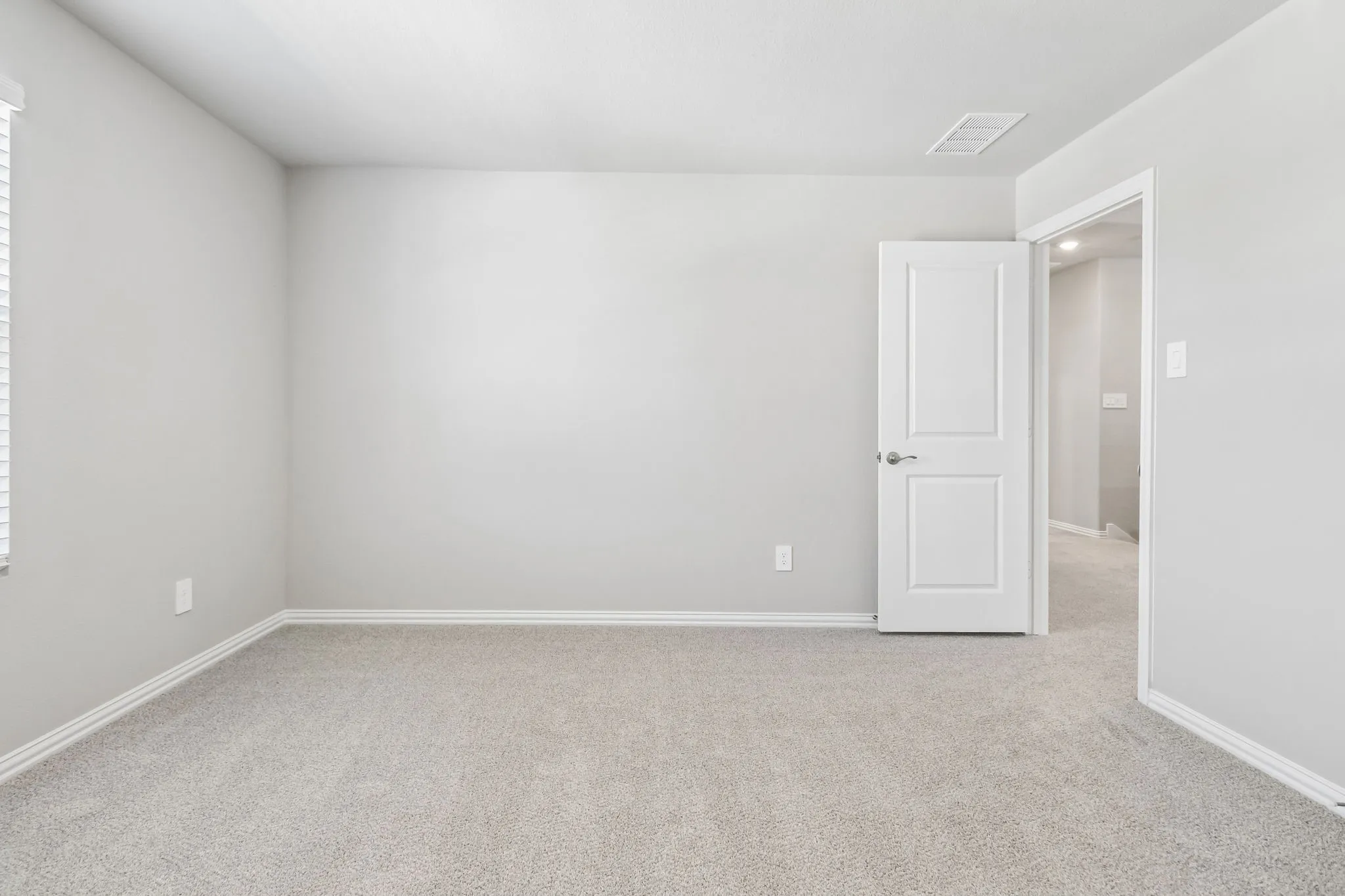 Photo is not of the actual home, but is an inspirational photo of builder’s model home and may depict options, furnishings, and/or decorator features that are not included.